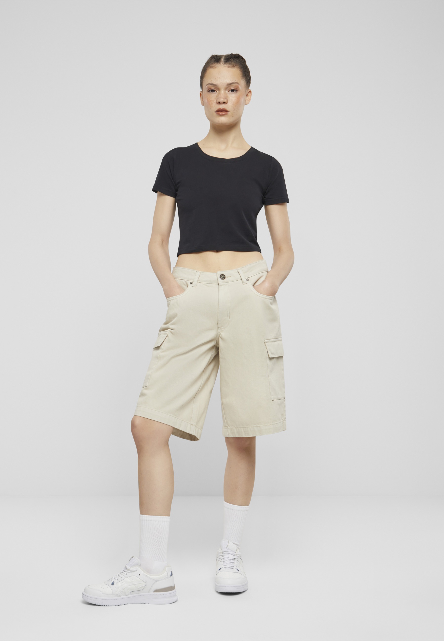 URBAN CLASSICS Cargoshorts »Urban Classics Ladies Cotton Cargo Bermuda«
