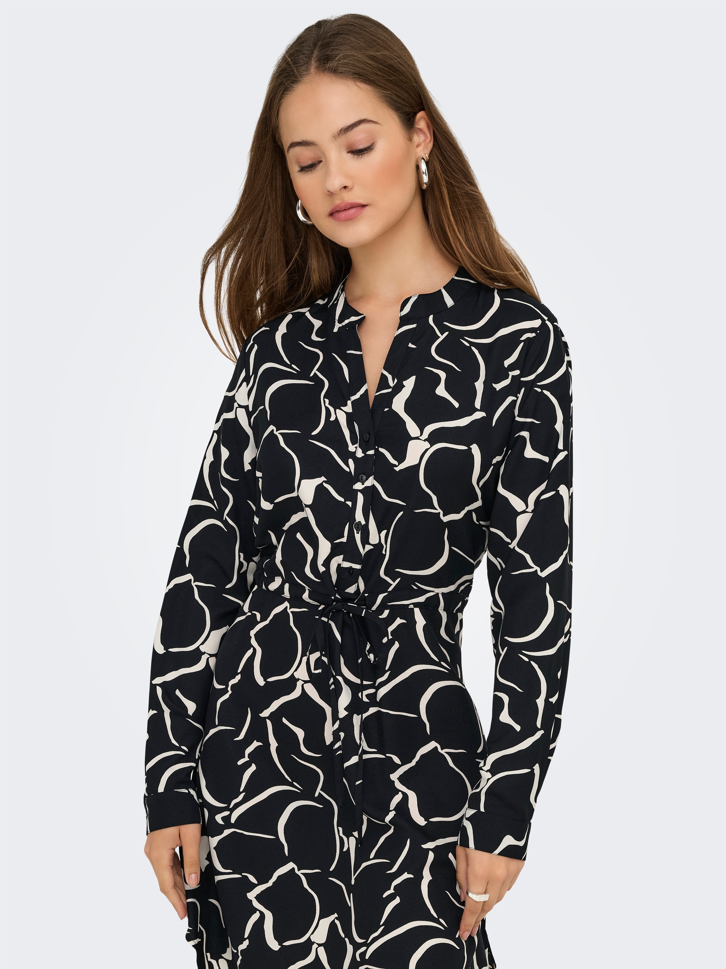 ONLY Druckkleid "ONLCORY LIFE L/S V-NECK TUNIC WVN NOOS" Sommerkleid mit Ta günstig online kaufen