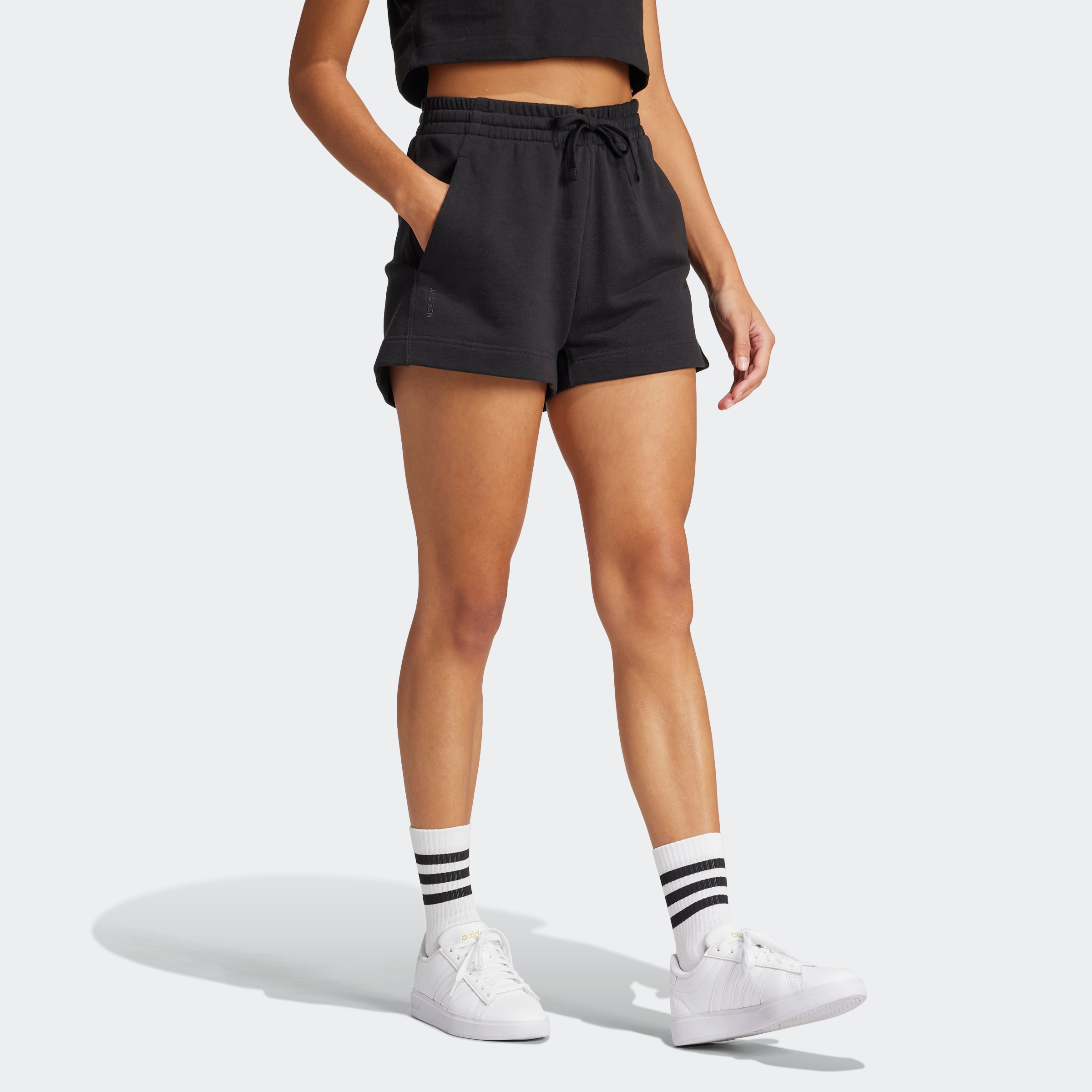 adidas Sportswear Shorts »W ALL SZN FT SH«, (1 tlg.)