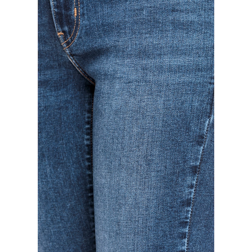 Levi's® Skinny-fit-Jeans »720 SUPER SKINNY YOKED«