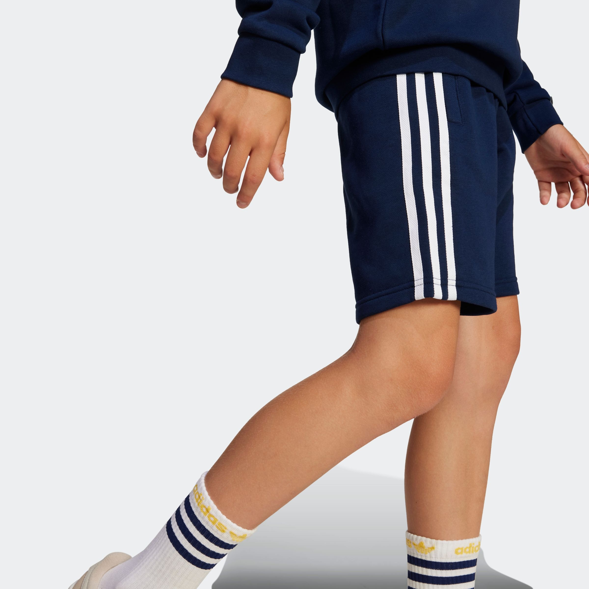 adidas Originals Shorts »SHORTS«, (1 tlg.)