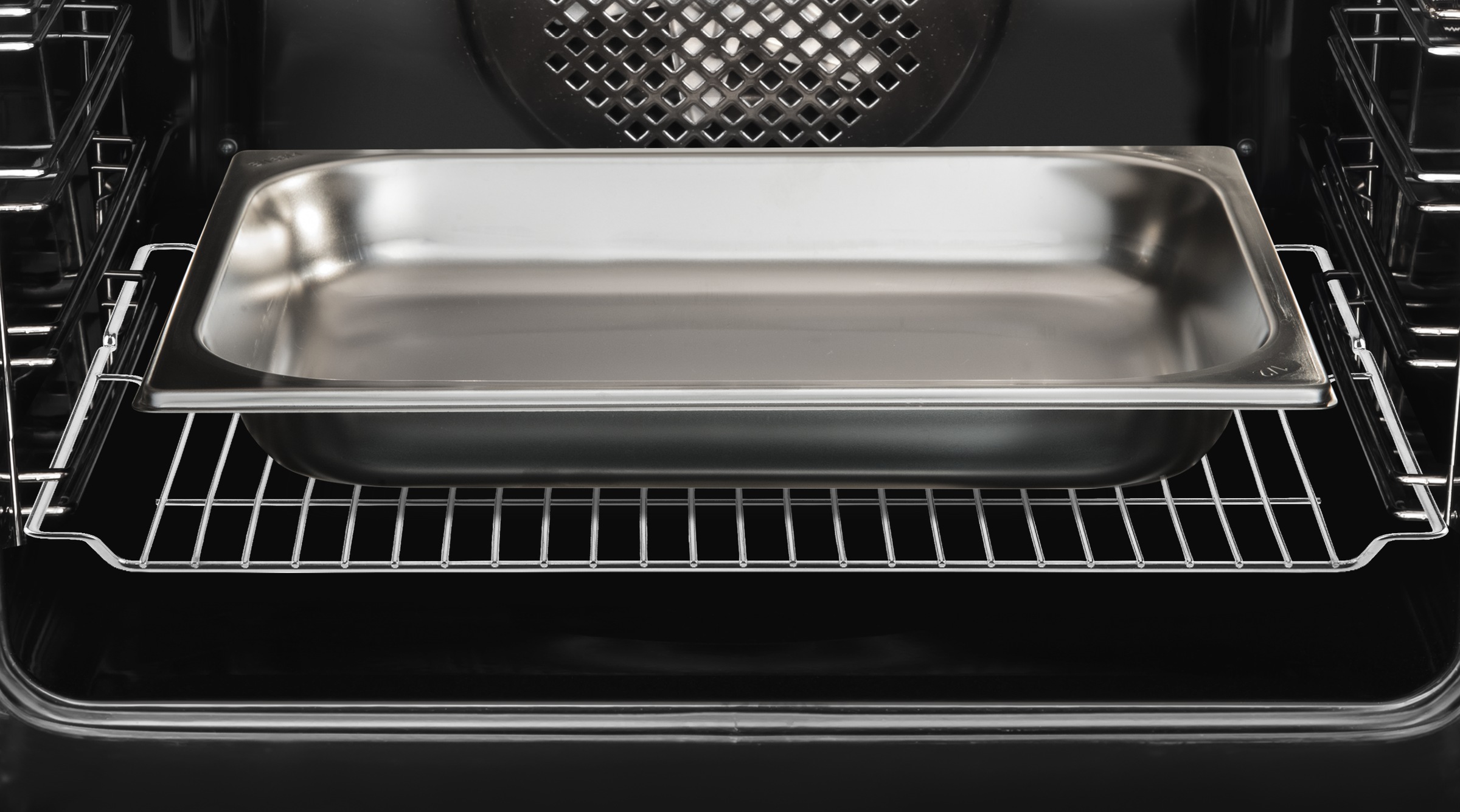 Amica Einbaubackofen »EBSX 949 800 V« mit 1-fach-Teleskopauszug mit Steam Clean Saftig, knusprig, elegant – Backen wie vom Profi