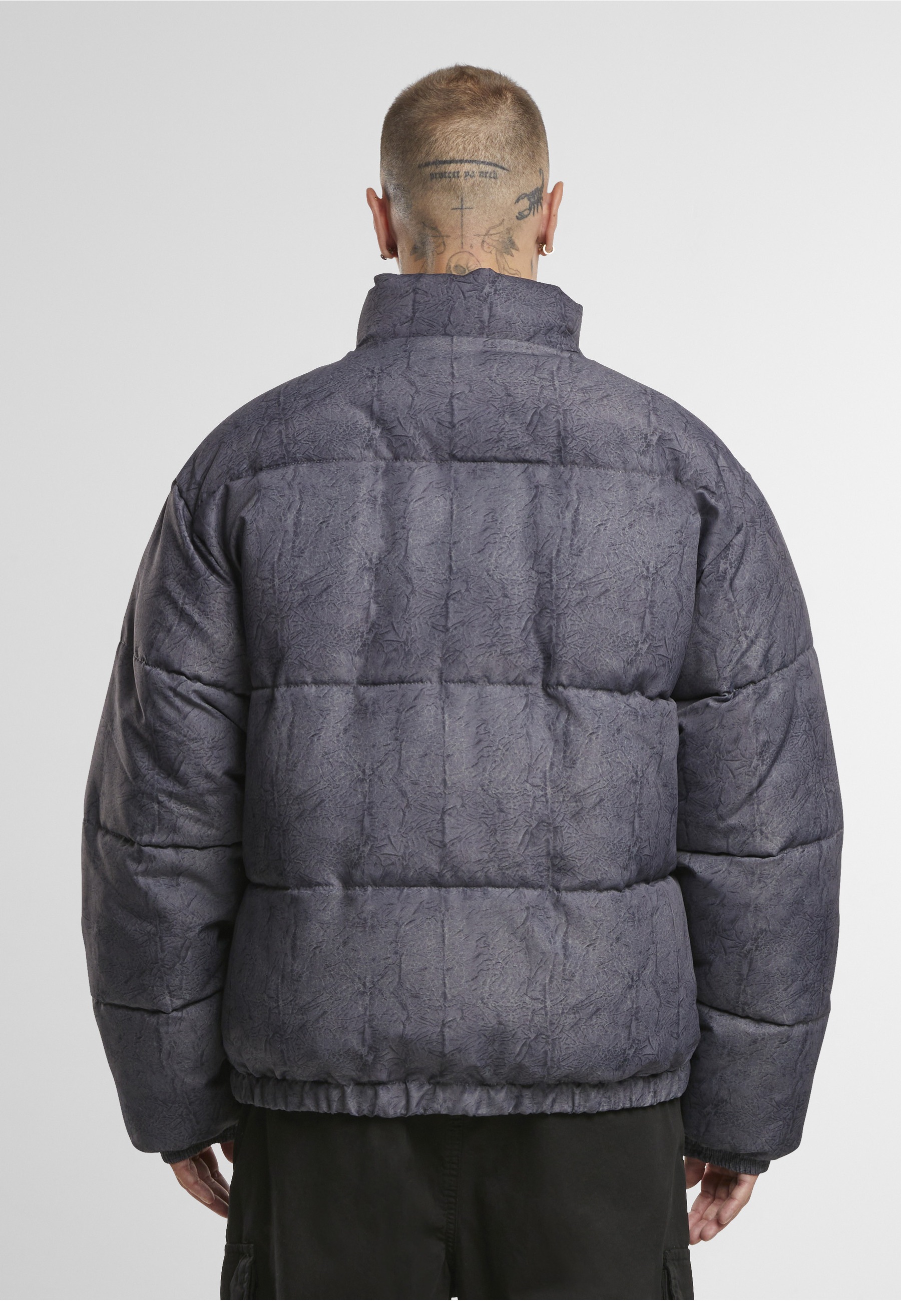 Karl Kani Winterjacke »Karl Kani Karl Kani Retro Crackle Print Puffer Jacket« 1 Stk. tlg. ohne Kapuze