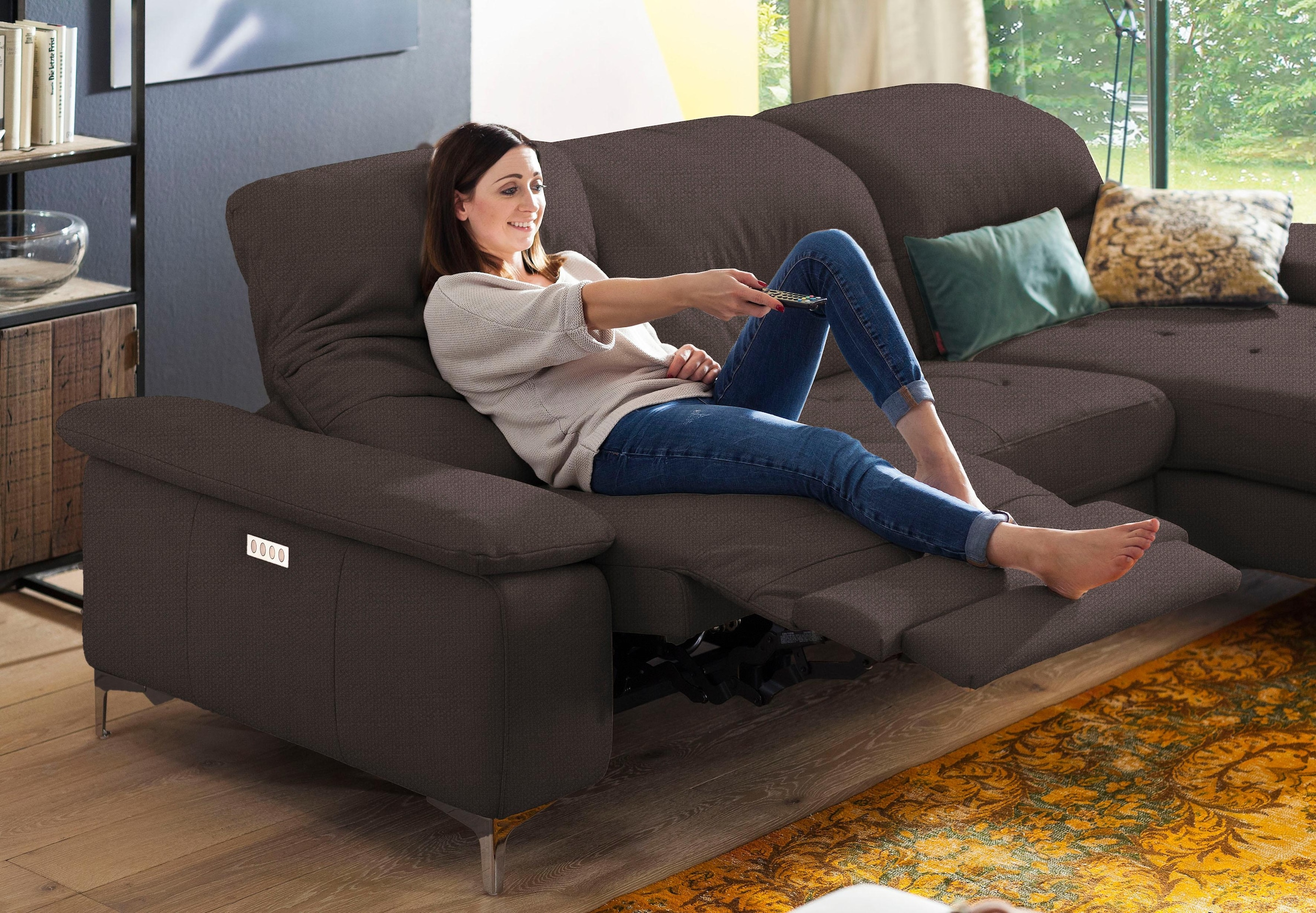 Places of Style Ecksofa »Basel L-Form«, mit vollmotorischer Relaxfunktion und motorischer Recamiere
