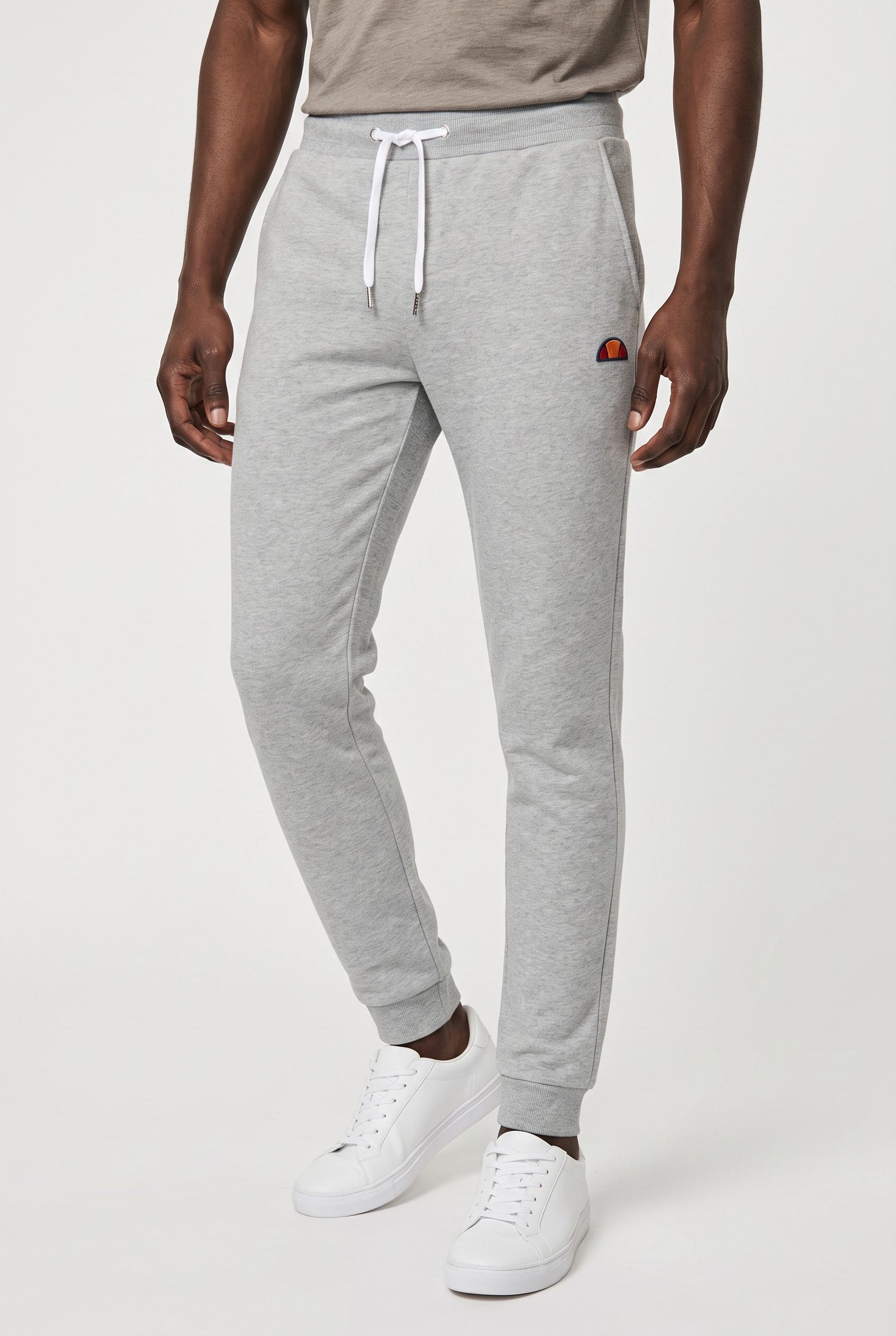 Ellesse Jogginghose "ISLINGTON JOG PANT" mit elastischem Bund und Kordelzug, in schmaler Passform