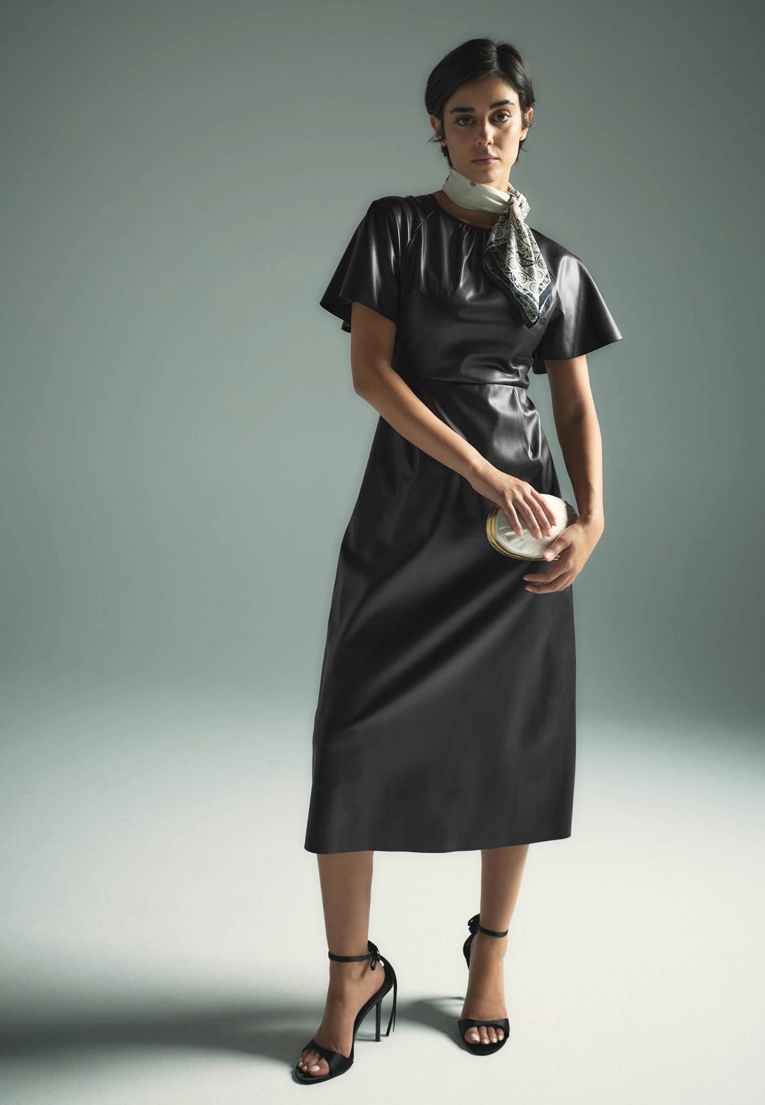 Zero Midikleid »Damen in Lederoptik« Ohne Tasche drapiert /gerafft