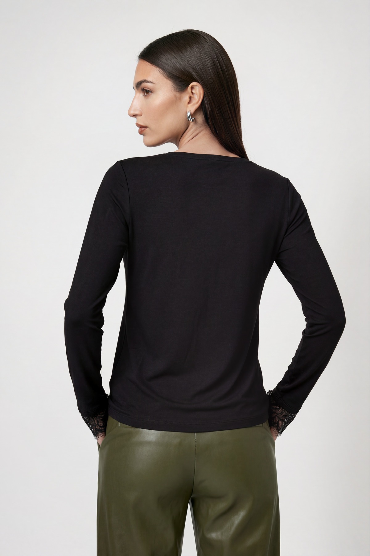 Monari Langarmshirt »Shirt Basic Spitzendetail« Regular fit mit Spitzenborte