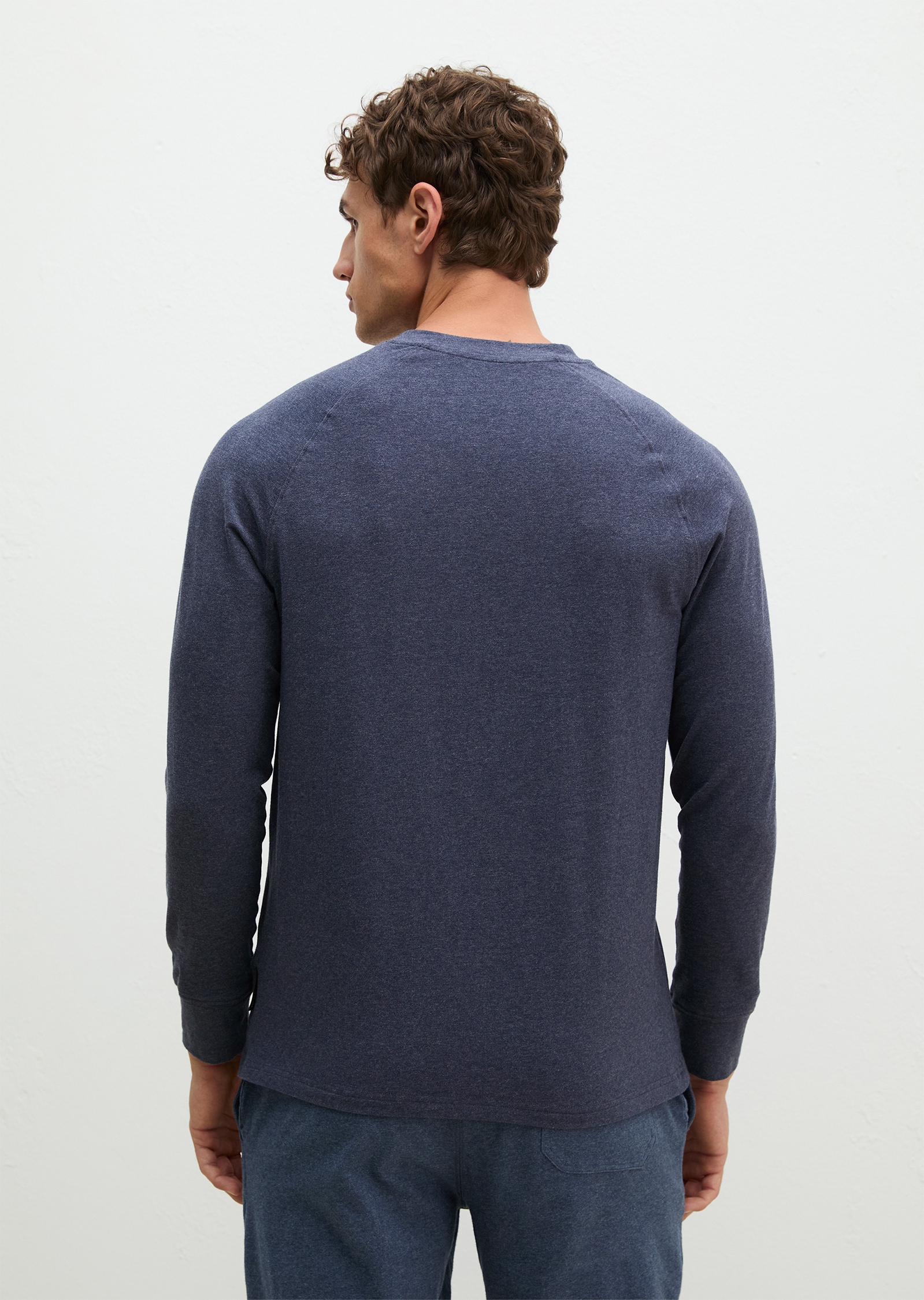 Marc O'Polo Langarmshirt mit Rundhals und Knopfleiste, lässige Passform