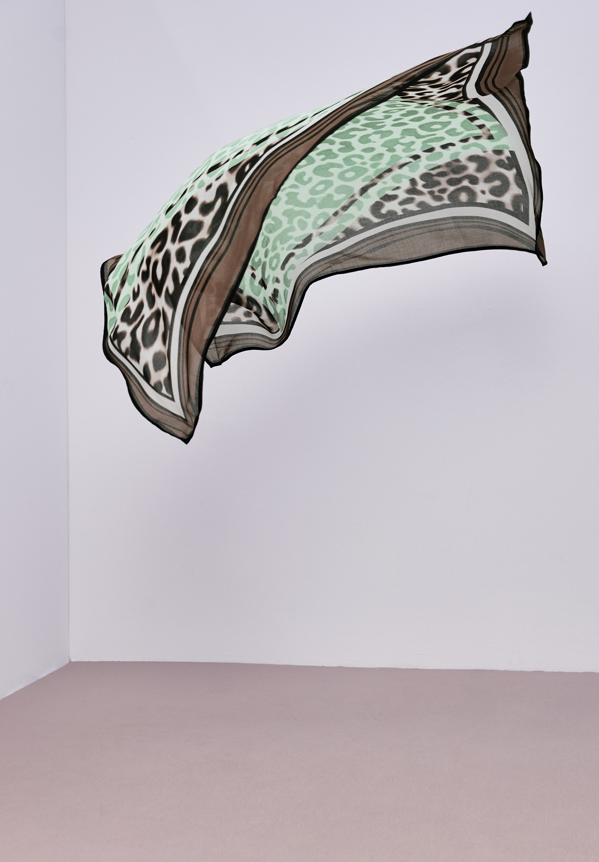 STREET ONE Halstuch mit Animal Print