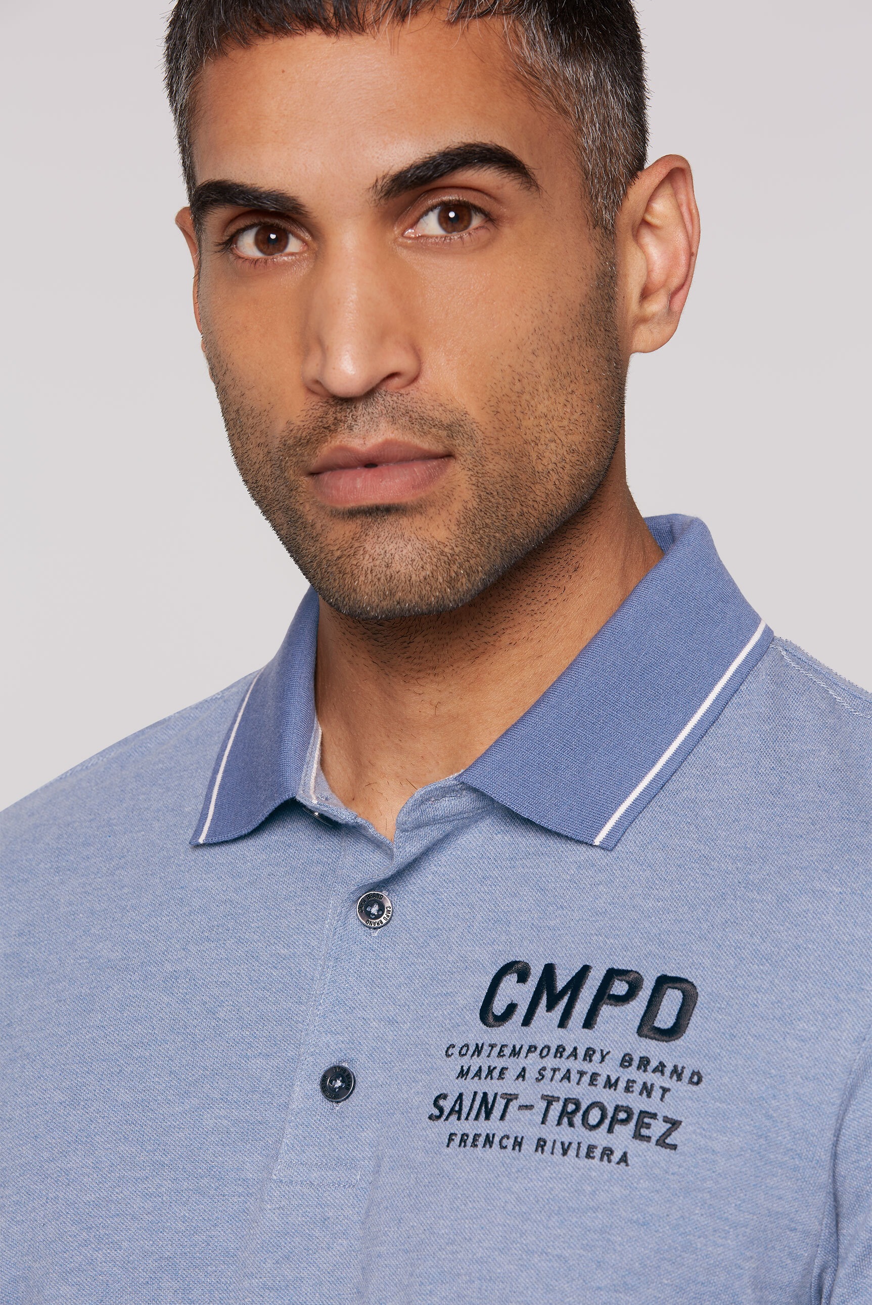 CMPD Poloshirt, mit Seitenschlitze und längerer Rückenpartie