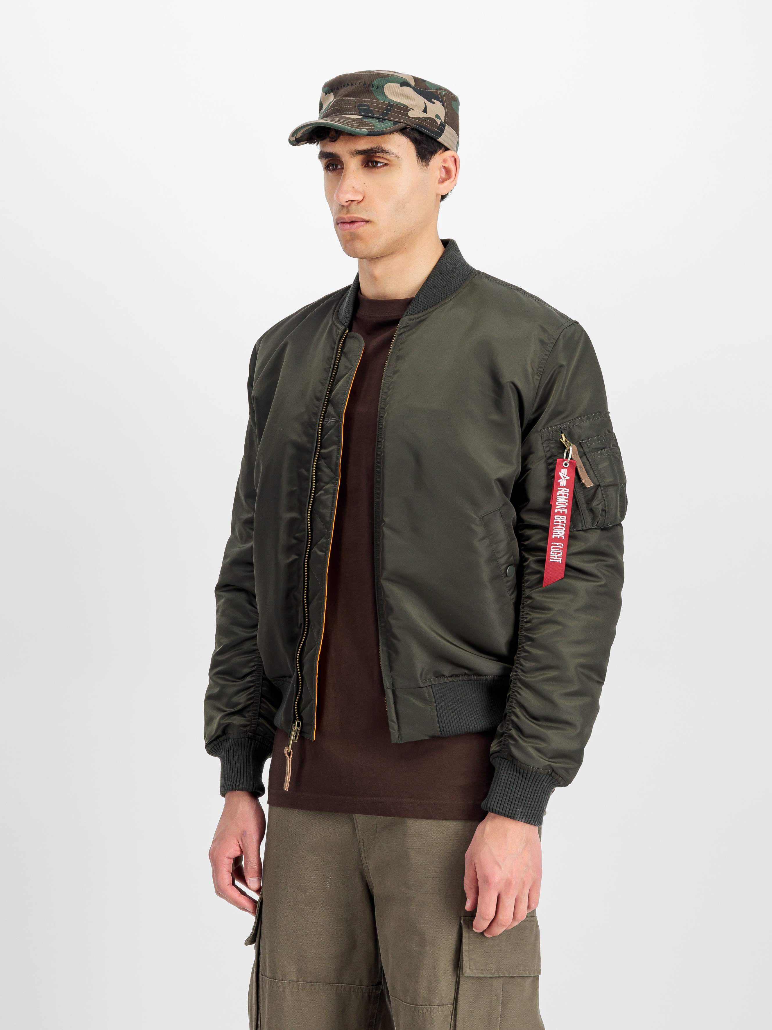 Alpha Industries 1100000002199 "MA-1 VF Vintage Fit 59" Kunstfaser, slim fit