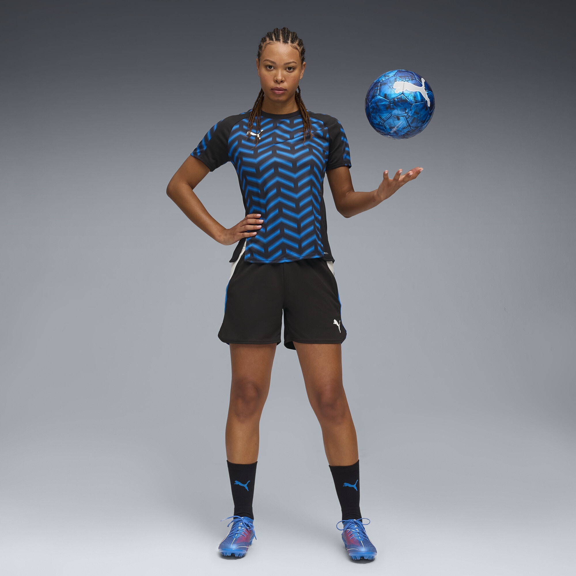 PUMA Sporthose »individualBLAZE Fußballshorts Damen«