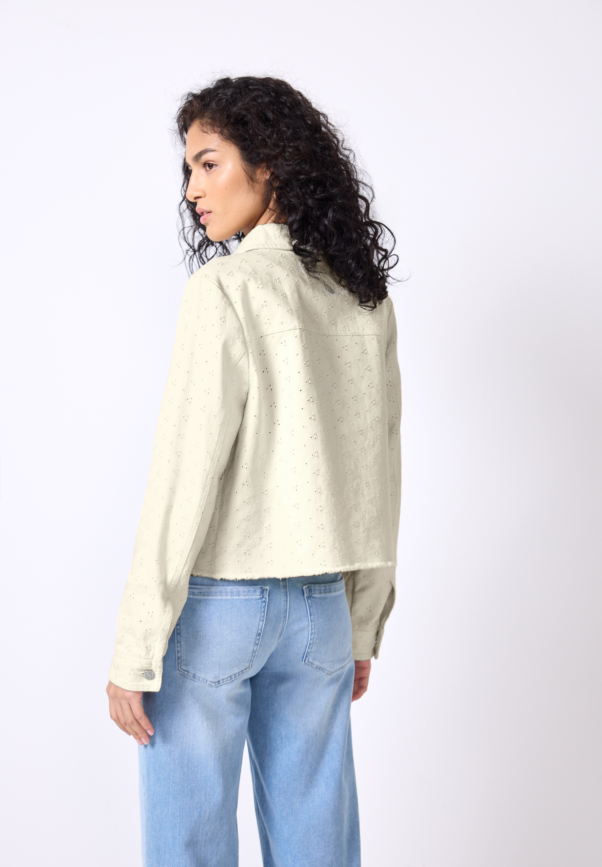 STREET ONE STUDIO Kurzjacke ohne Kapuze mit Lochstickerei günstig online kaufen