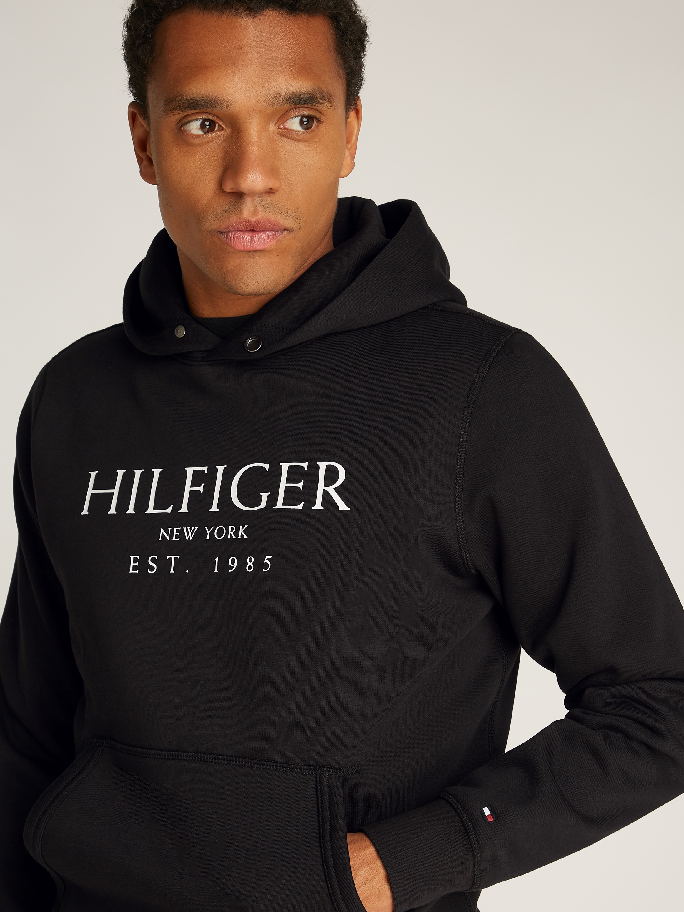 Tommy Hilfiger Hoodie »BIG HILFIGER HOODY«, mit kontrastfarbenen Print