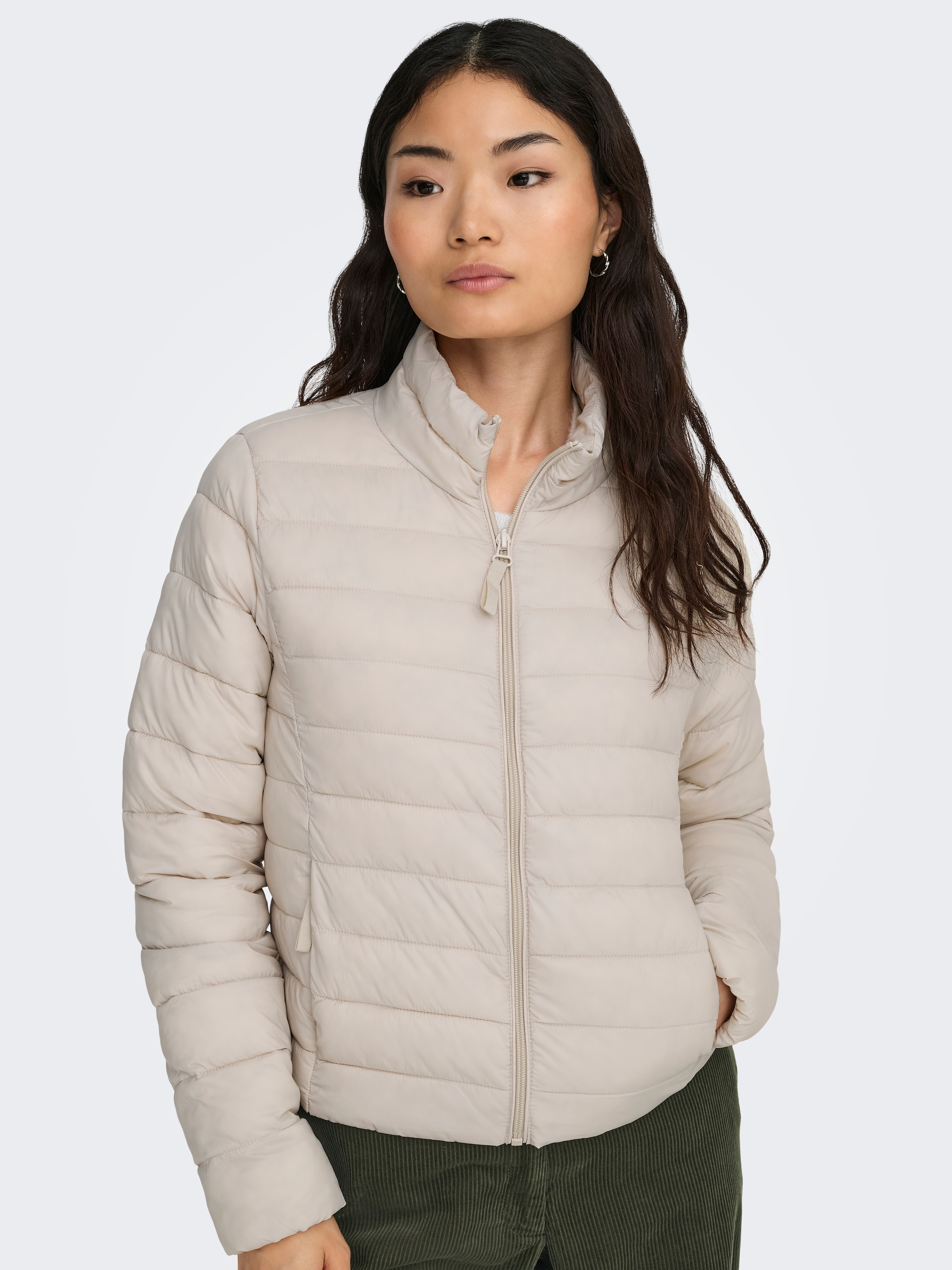 ONLY Steppjacke "ONLTAHIA LW QUILTED JACKET OTW NOOS" ohne Kapuze Kunstfaser