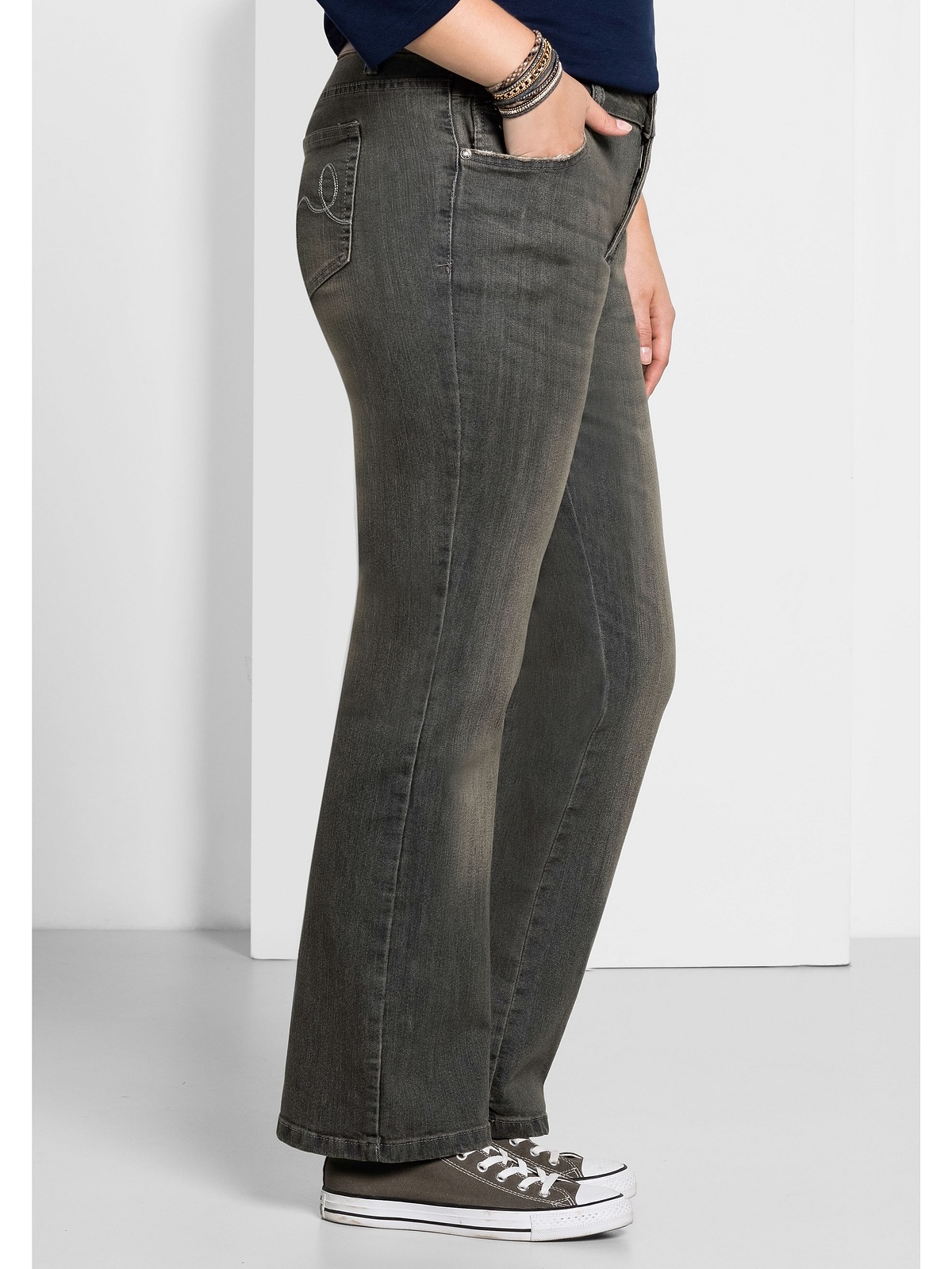 5-Pocket-Form, mit in Bootcut-Jeans | Sheego kaufen Größen«, BAUR »Große Used-Effekten