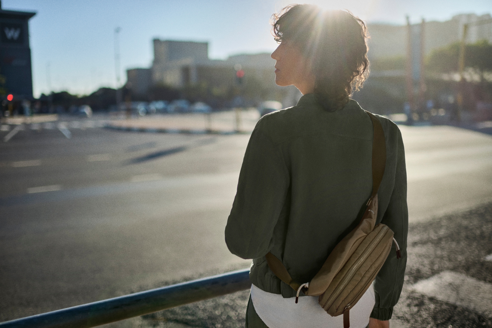 camel active Bauchtasche »Aurum«, aus recyceltem, robusten Nylon leichtgewichtig mit feinen Details