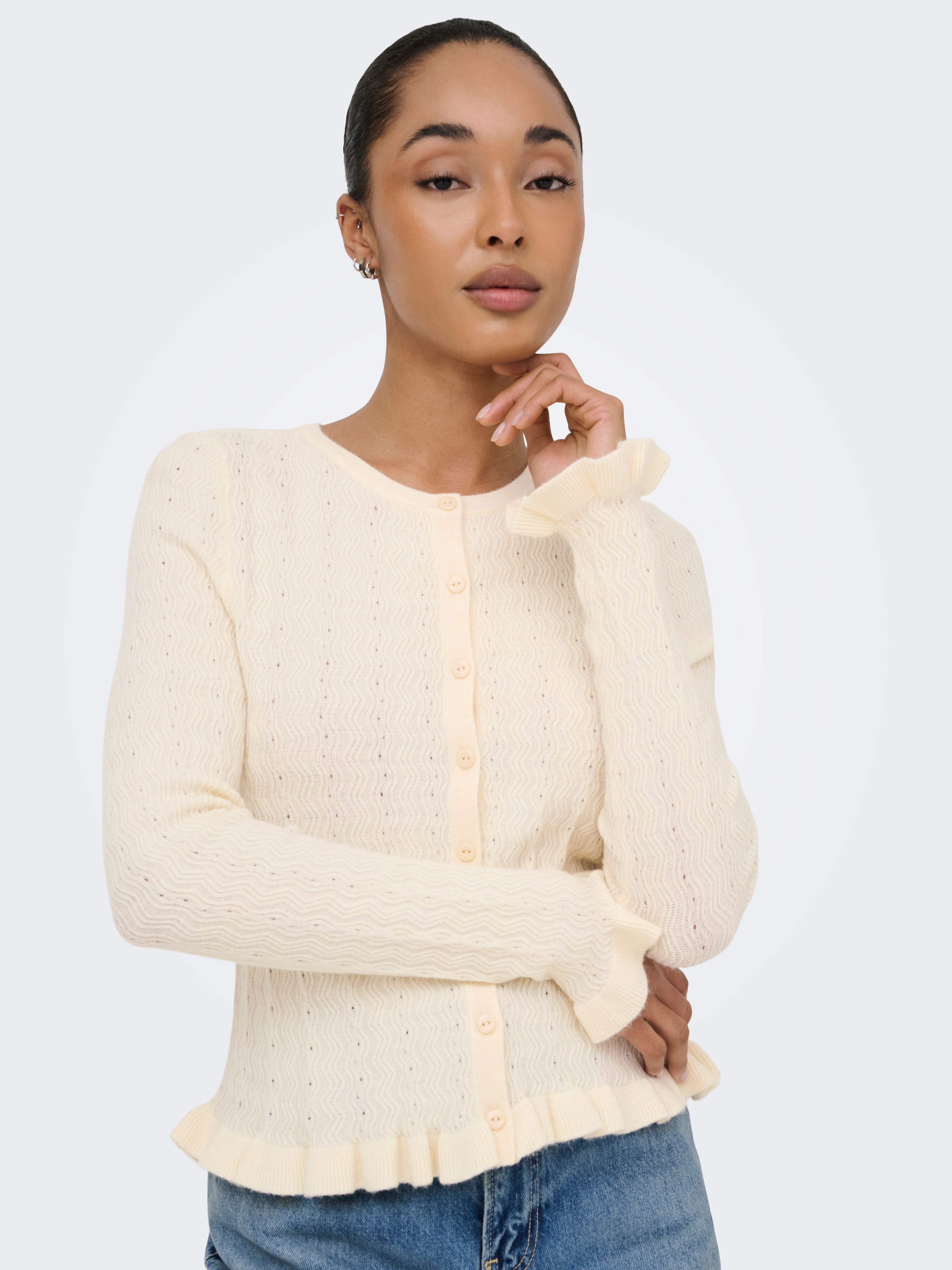 ONLY Strickjacke "ONLIBI LS O-NECK FRILL CARDI EX KNT" Viskosemischung, regular fit