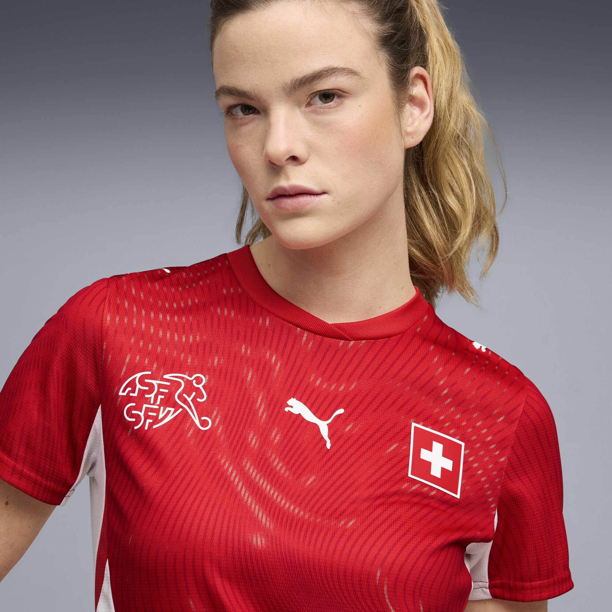 Thumbnail - PUMA Trainingsshirt "Schweiz 2026 Heimtrikot Damen"