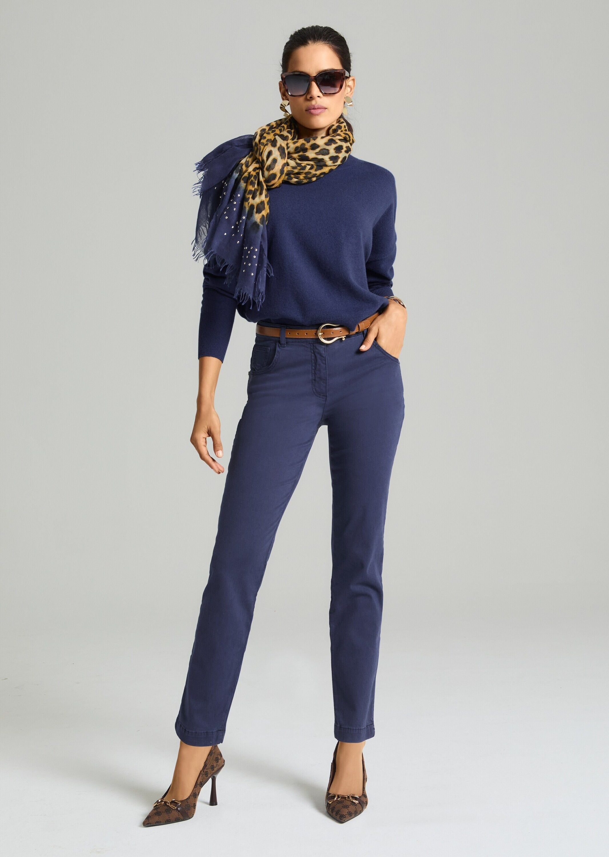 MADELEINE Longpullover »Pullover Kurzer Oversize-Pullover mit Kaschmir«