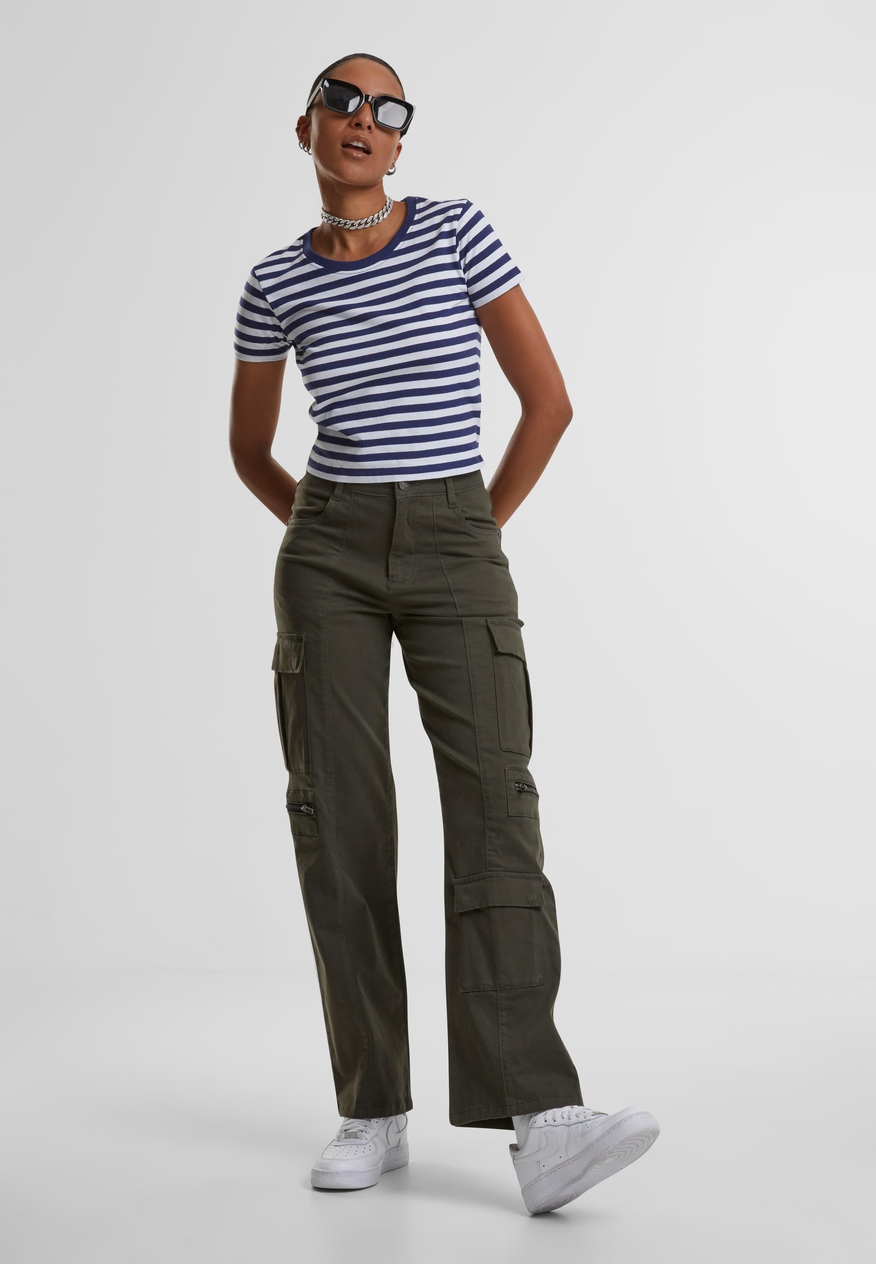 URBAN CLASSICS Stoffhose »Urban Classics Ladies Loose Utility Stretch Twill Pants«, (1 tlg.)