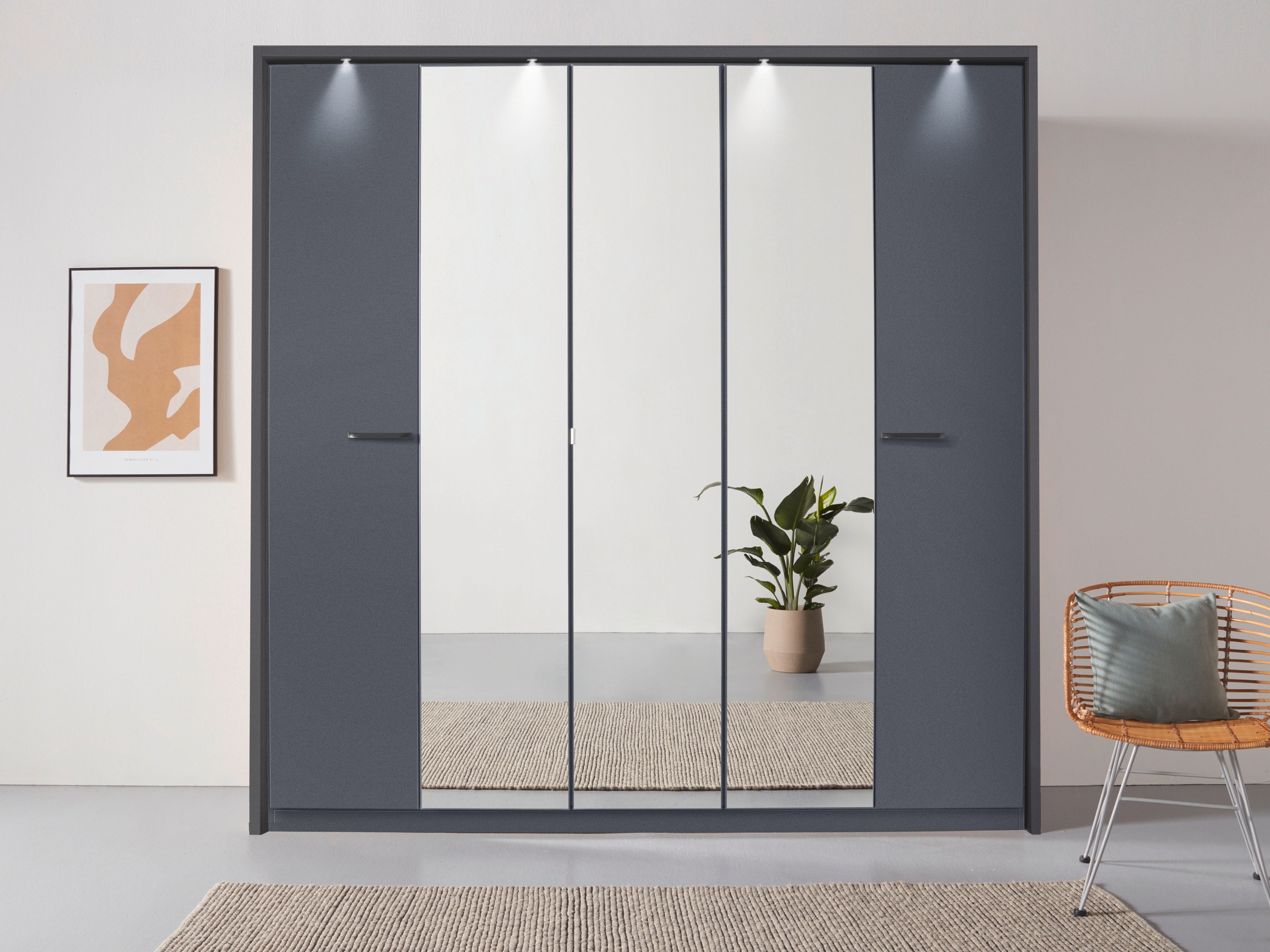rauch Drehtürenschrank »Oteli«, mit Mittelspiegel und Passepartout optional mit Beleuchtung