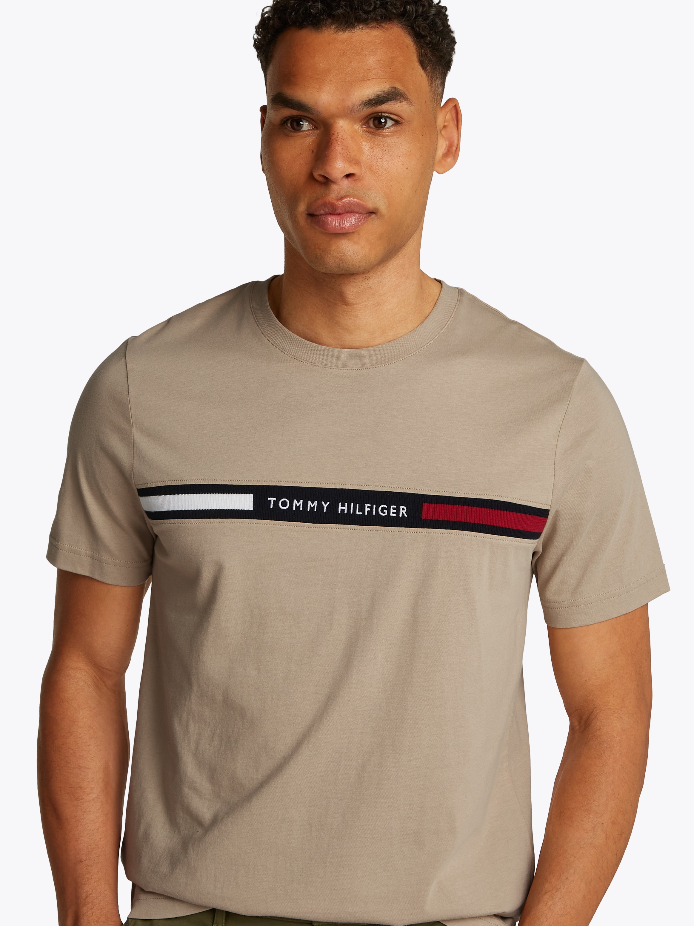 Tommy Hilfiger T-Shirt "HILFIGER CHEST INSERT TEE" günstig online kaufen