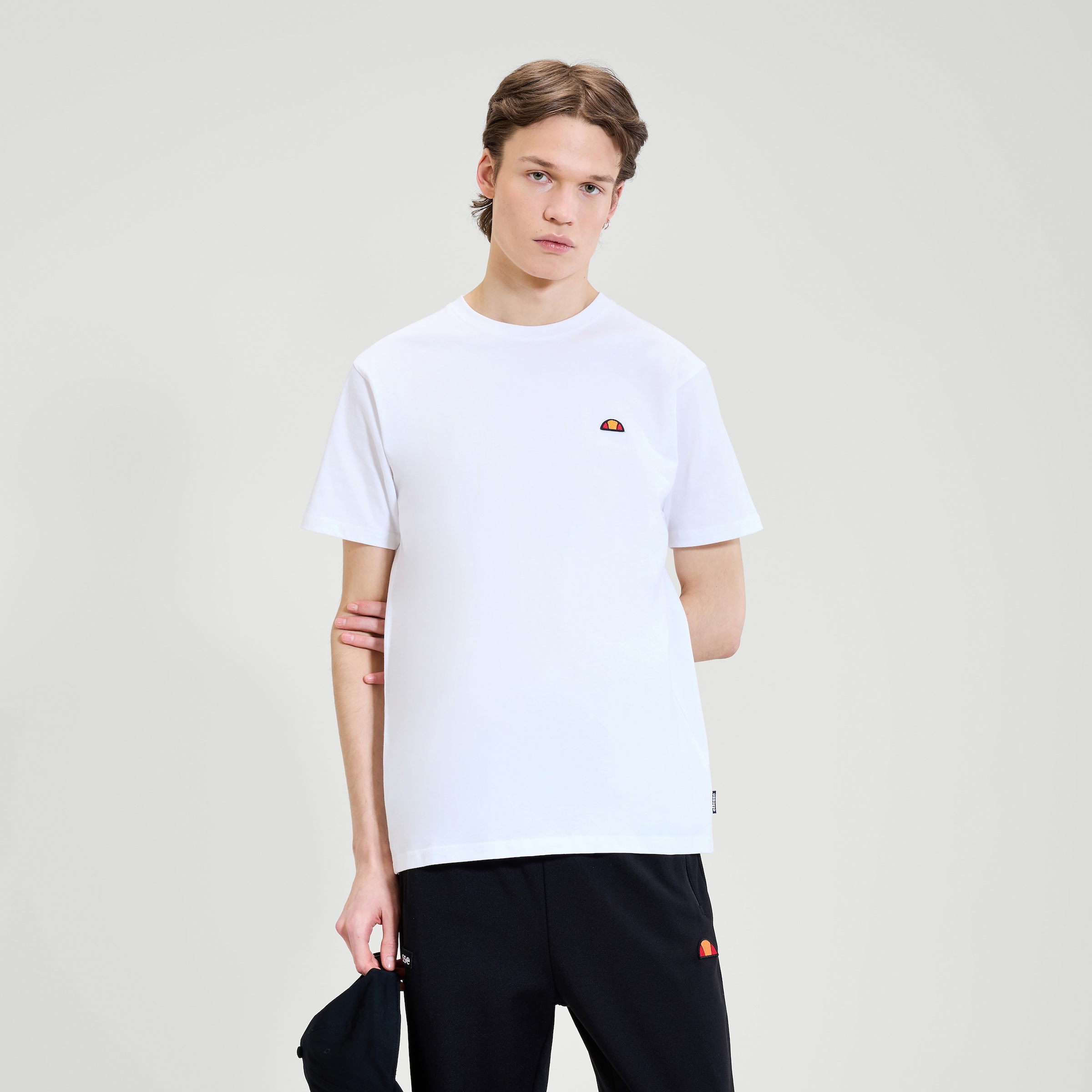 Ellesse T-Shirt "CASSICA TEE" Kurzarm-Design, aus Baumwolle, in den Größen XS bis XXL