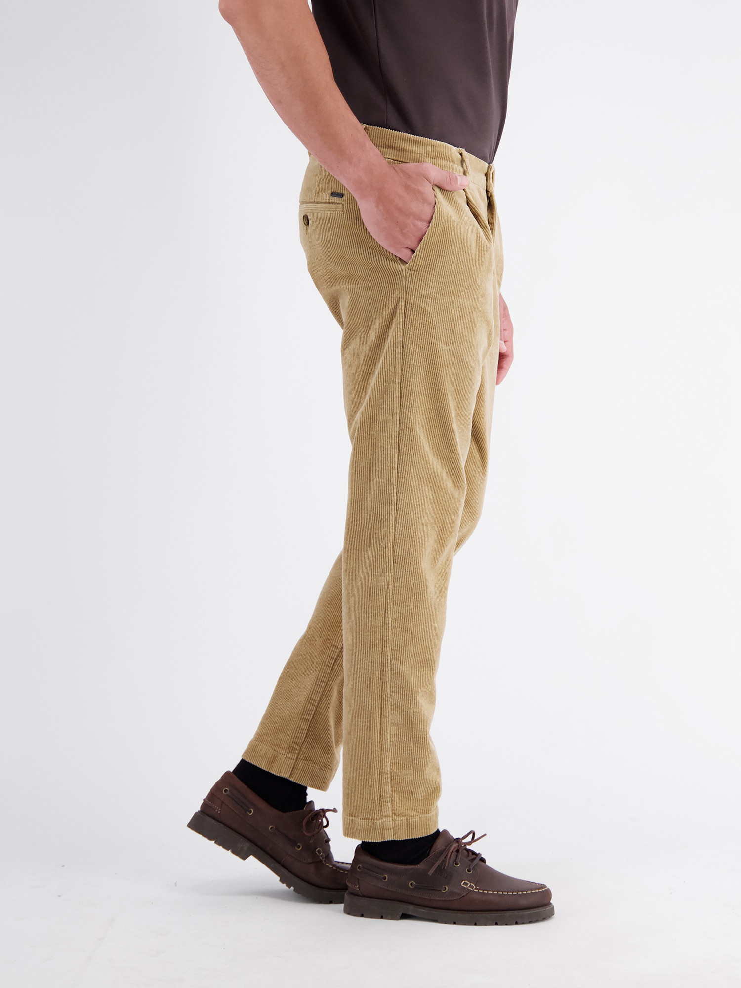 LERROS Chinohose »Bequeme und robuste Chino aus flexiblem Cordgewebe«
