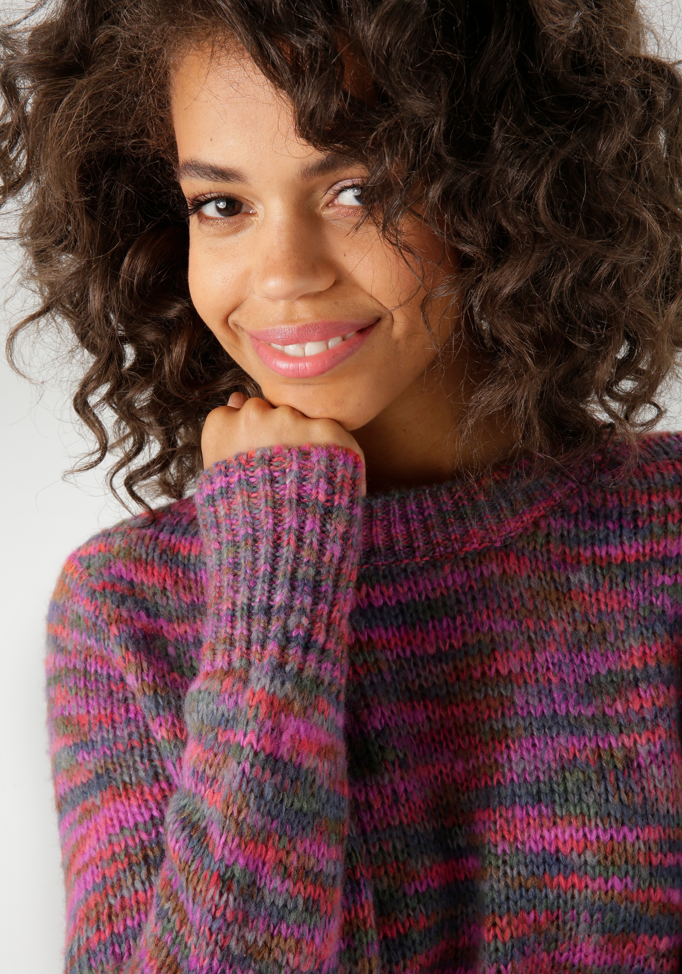 Aniston CASUAL Strickpullover, aus trendigem Multicolor-Garn -jedes Teil ein Unikat - NEUE KOLLEKTION