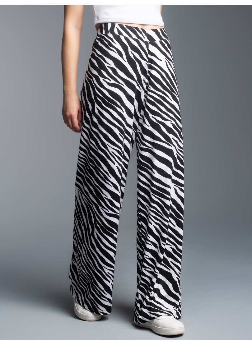 Trigema Jerseyhose "TRIGEMA Hüfthose mit Allover-Zebramuster", (1 tlg.) günstig online kaufen