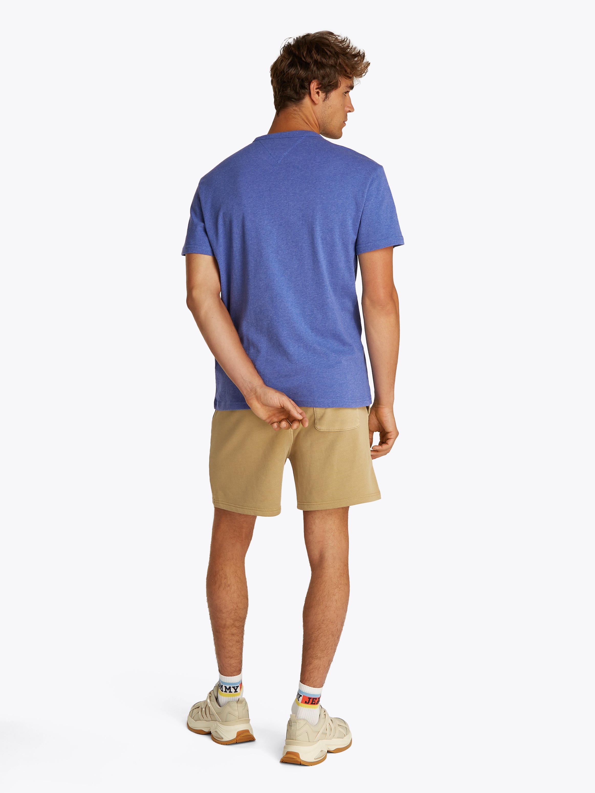 Tommy Jeans T-Shirt »TJM REG BADGE TEE EXT«, mit Logostickerei