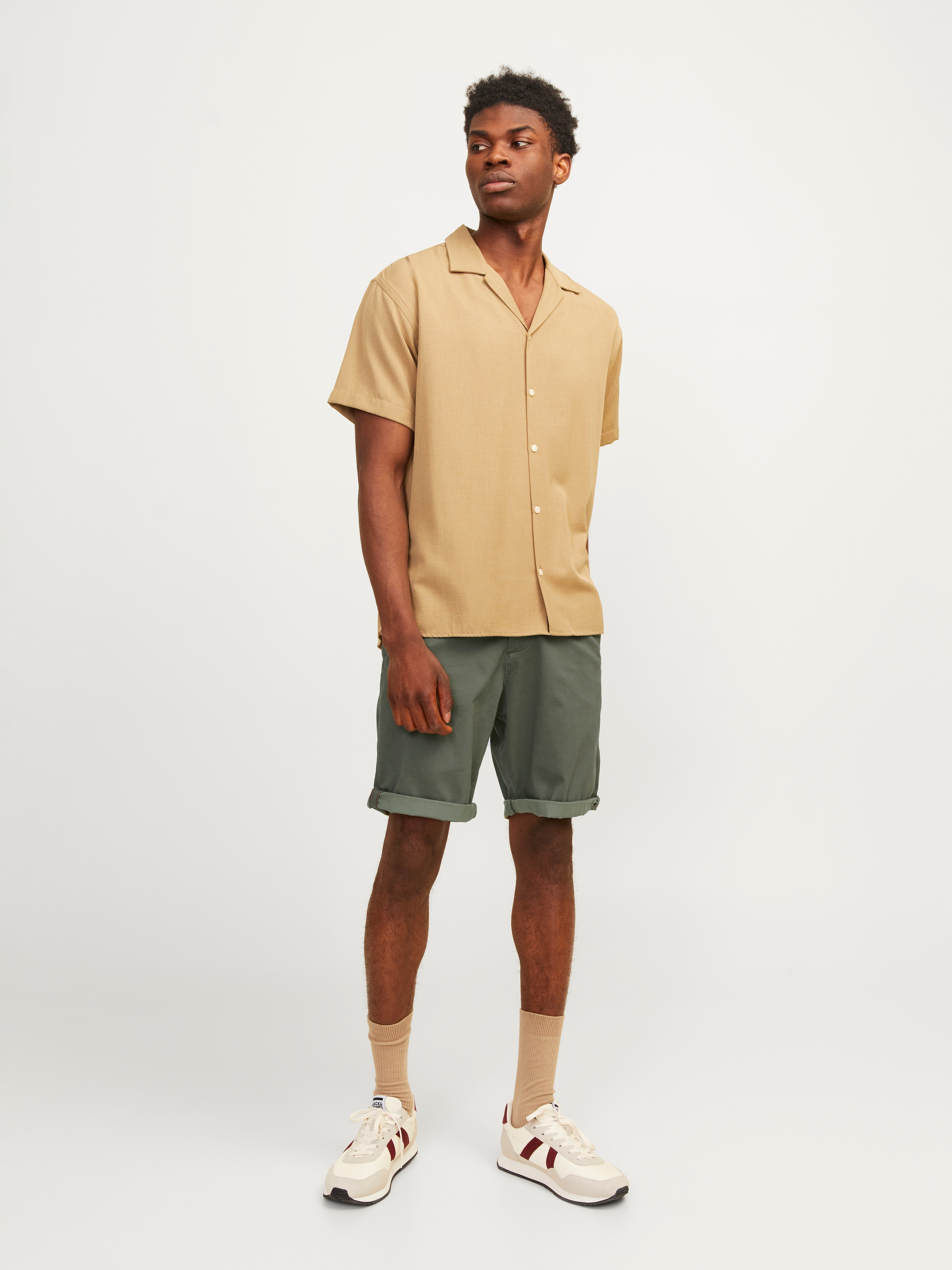 Jack & Jones Chinoshorts »JPSTBOWIE JJSHORT SA«
