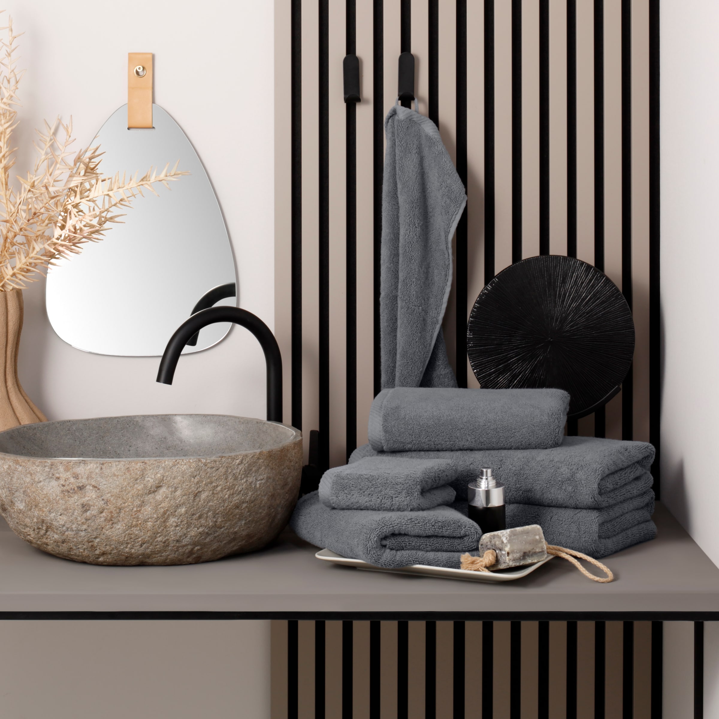Bruno Banani Handtuch Set »Lana, Handtuch in Premium Qualität 600g/m²«, Set, 6 tlg., Frottier, hochwertig, stilvoll, weich, extra schwere, flauschige Hotel-Qualität