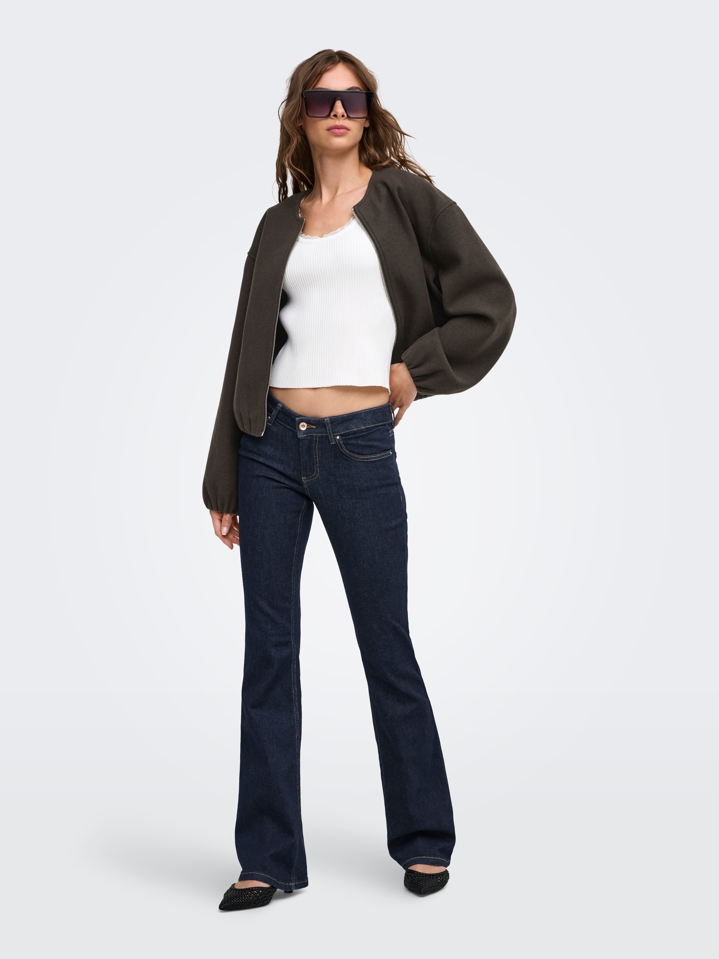 ONLY Bootcut-Jeans »ONLBLUSH – Bootcut-Jeans mit niedriger Leibhöhe und Stretch« Baumwollmischung, bootcut fit