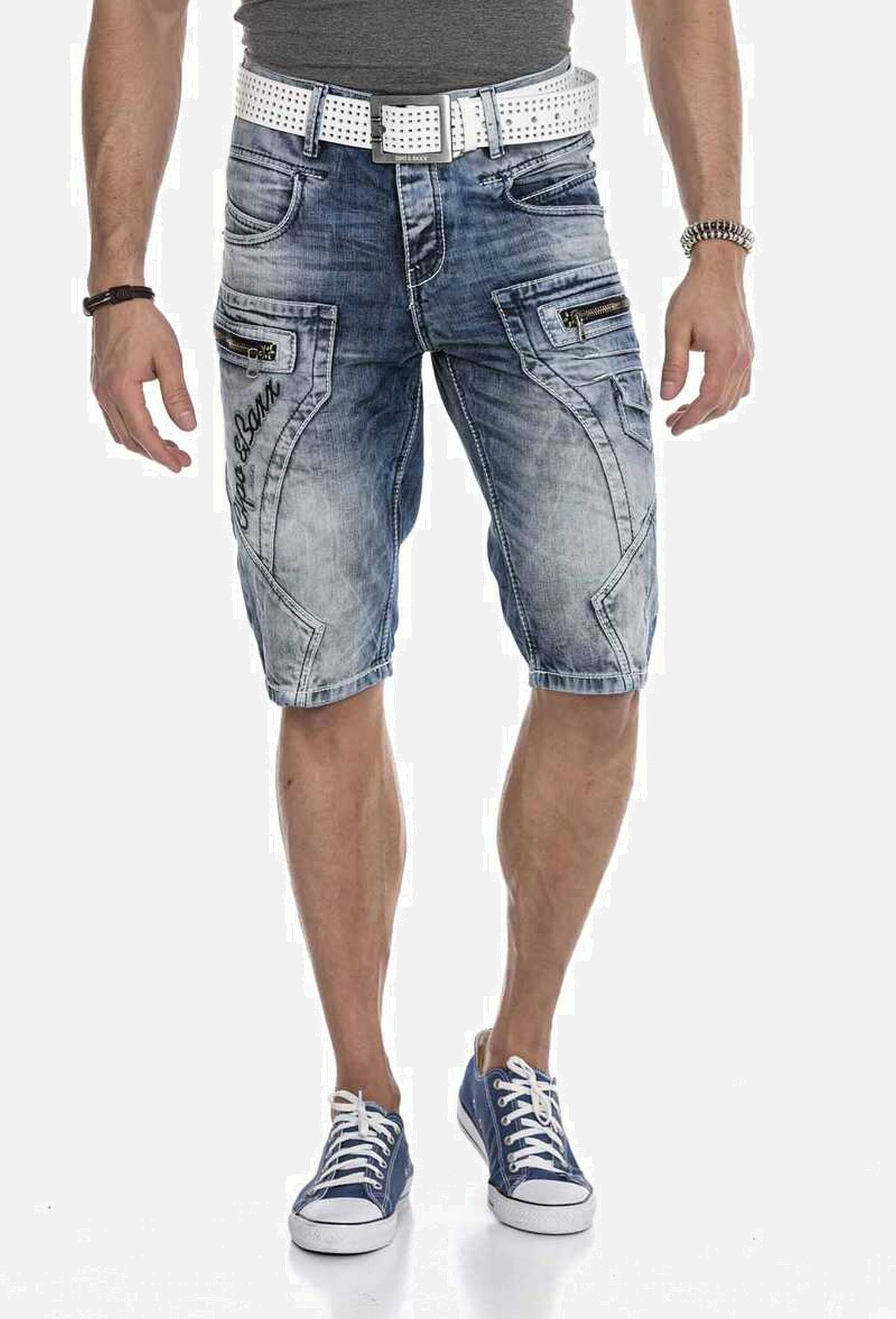 Cipo & Baxx Jeansbermudas »Cipo & Baxx Bermuda & Short« mit Applikationen und Ziernähten, CK101
