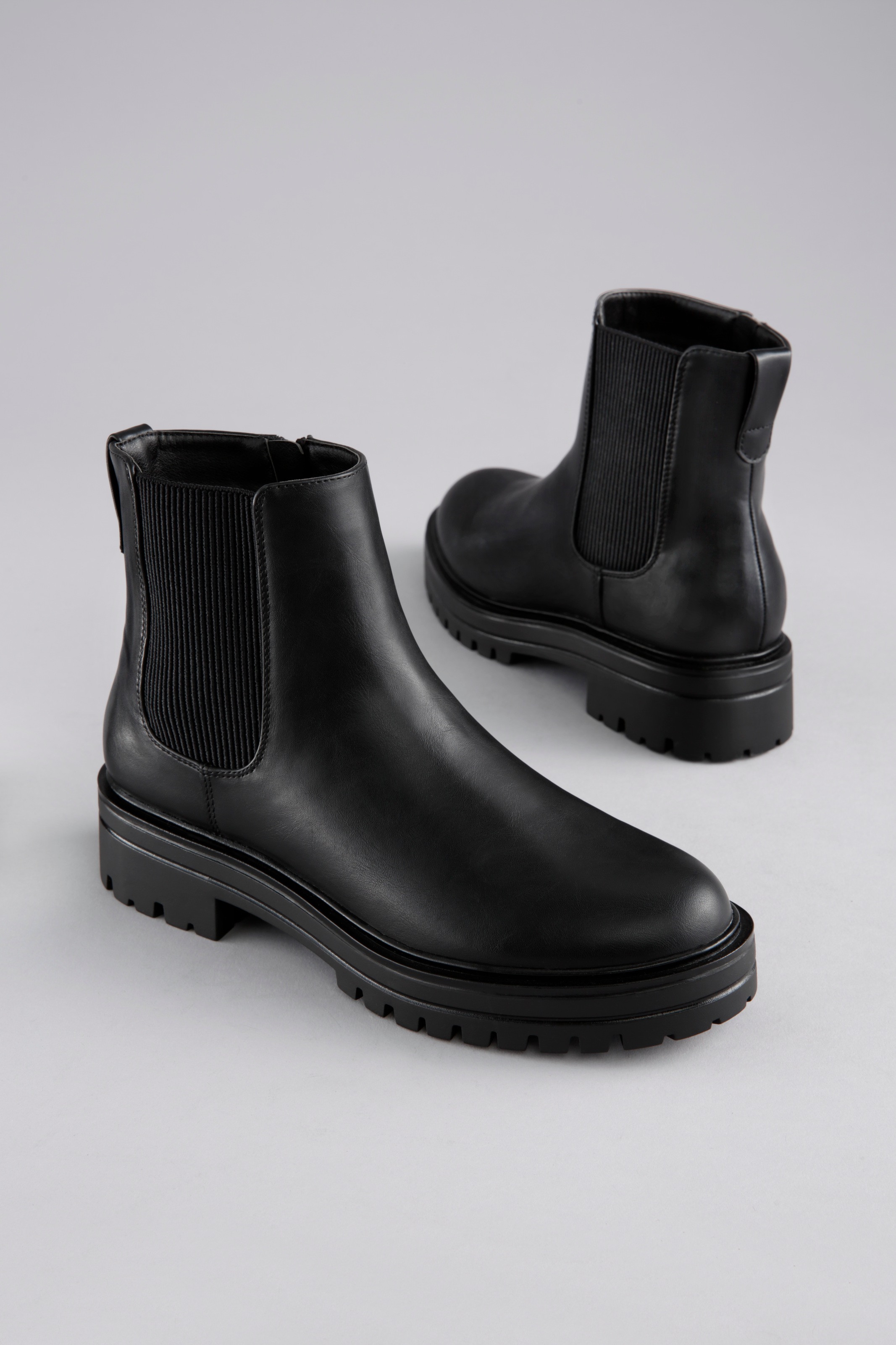 Aniston SHOES Chelseaboots, Stiefelette, Blockabsatz, mit breitem Stretch - günstig online kaufen