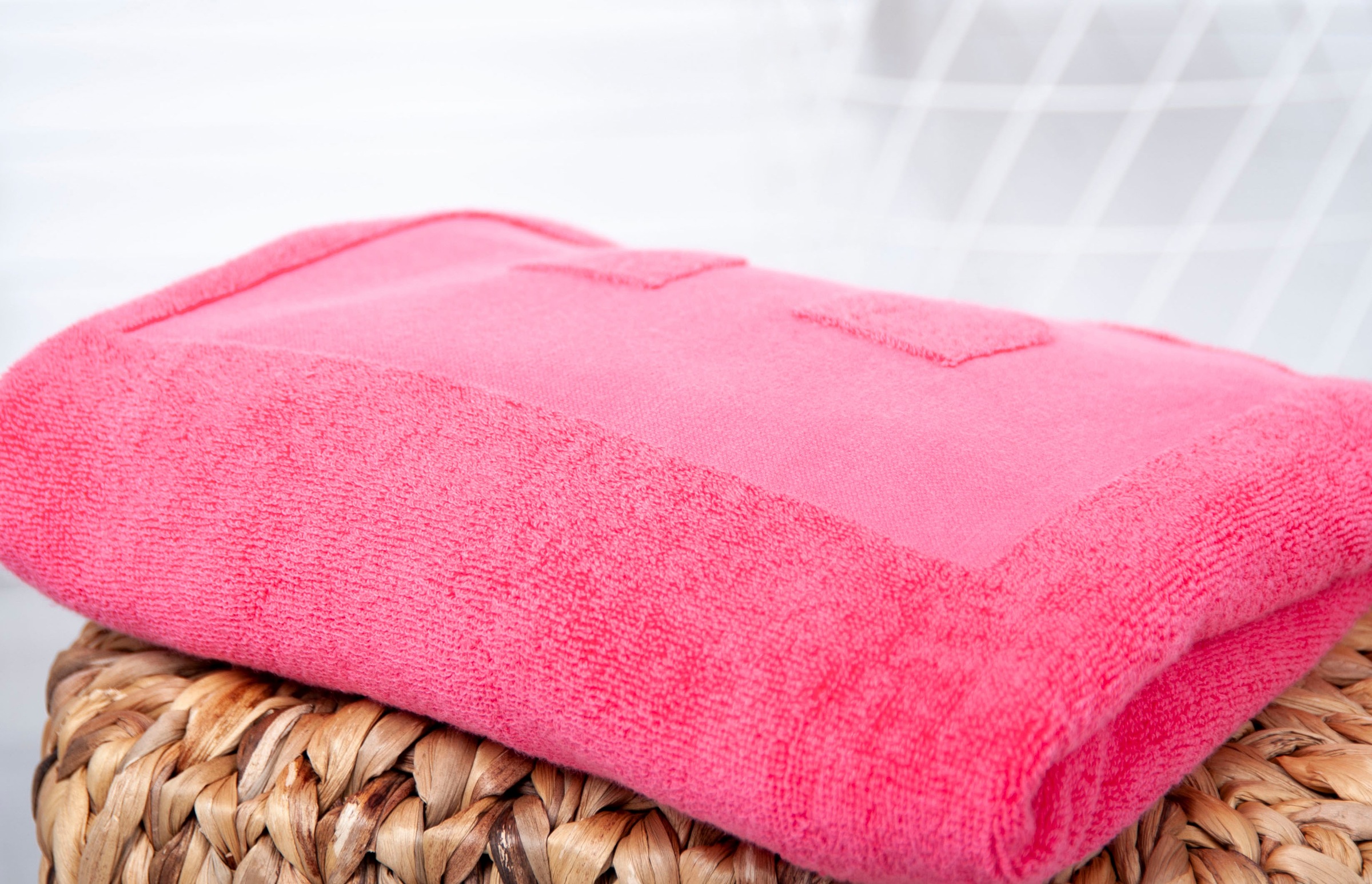 Bench. Saunatuch "Bench" mit Carved Effekt günstig online kaufen