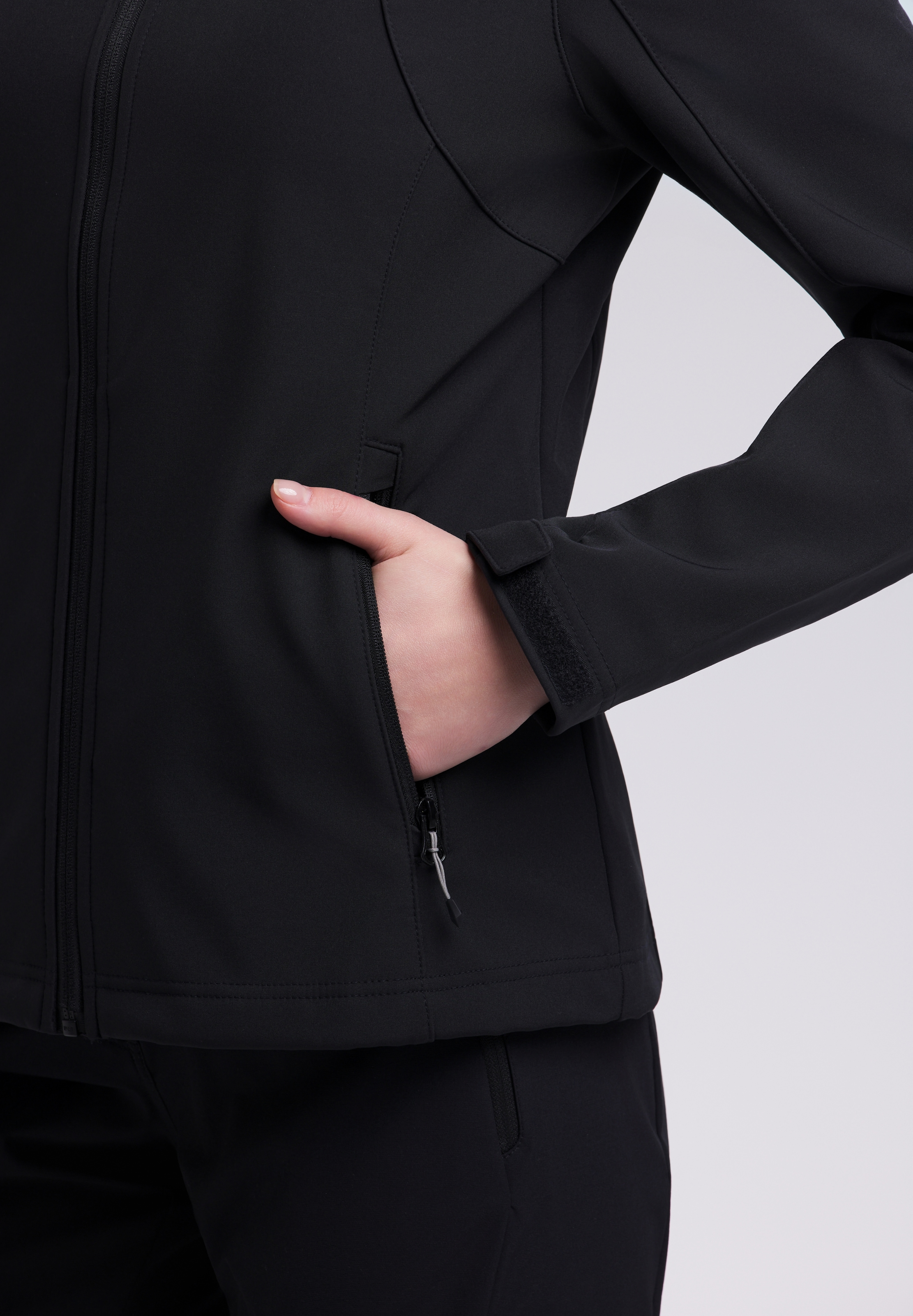 Icepeak Softshelljacke »BRENHAM« mit Kapuze mit abnehmbarer Kapuze, winddicht, wasserabweisend, atmungsaktiv