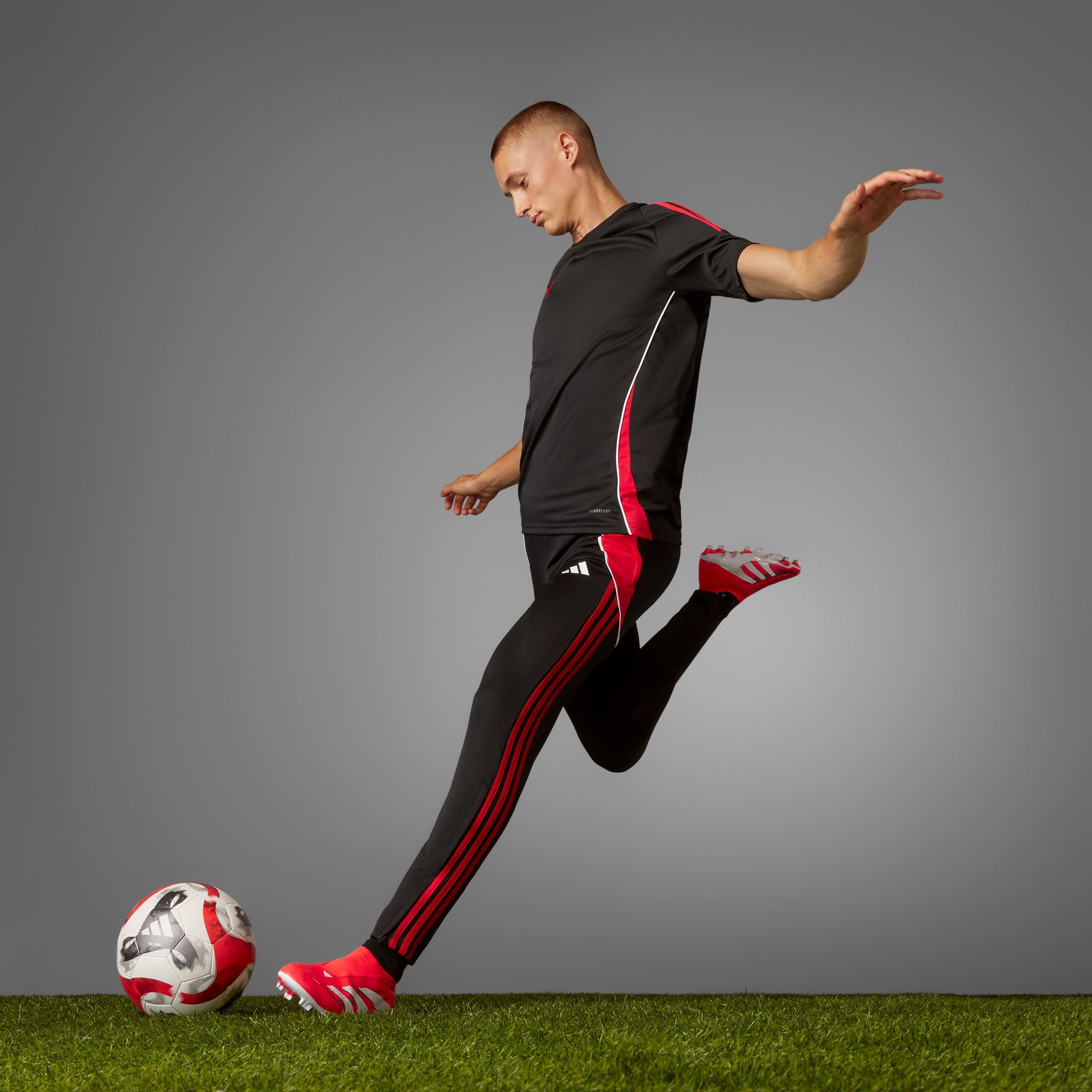adidas Performance Fußballschuh »PREDATOR LEAGUE LACELESS FG/MG«