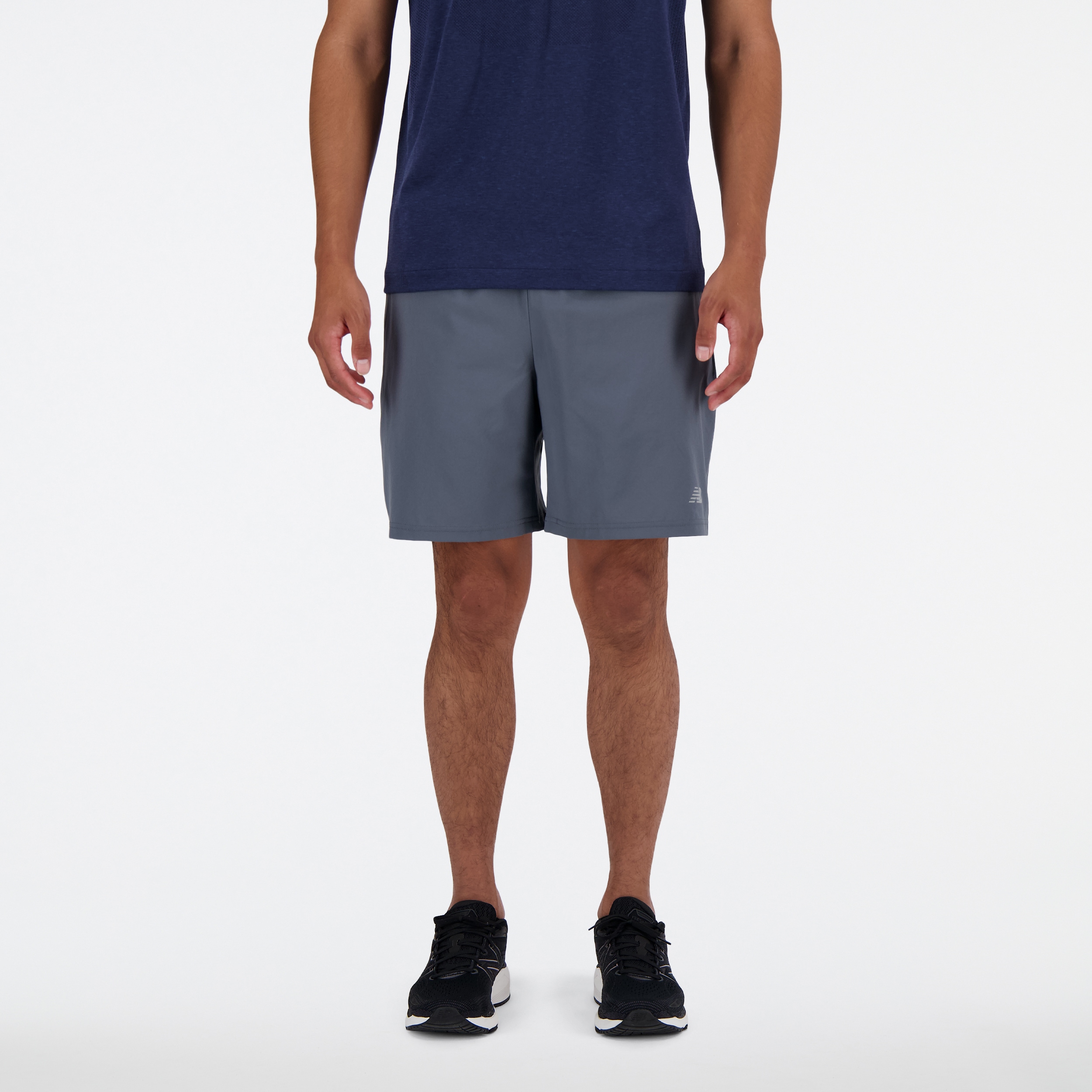 New Balance Laufshorts "SPORT ESSENTIAL SHORT 7" mit atmungsaktivem Innenslip