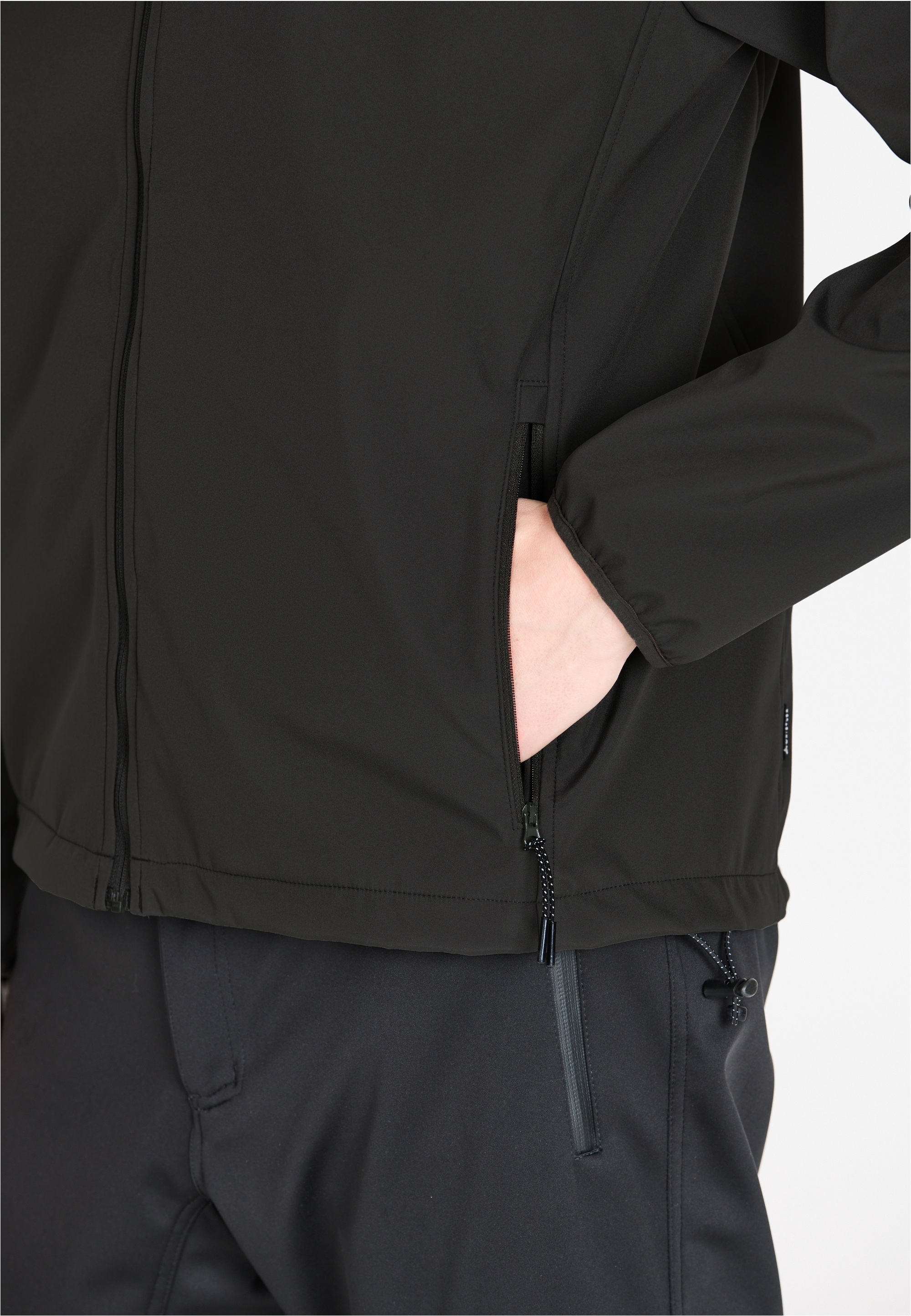 WHISTLER Softshelljacke »Lango«, Mit wind- und wasserabweisenden Eigenschaften