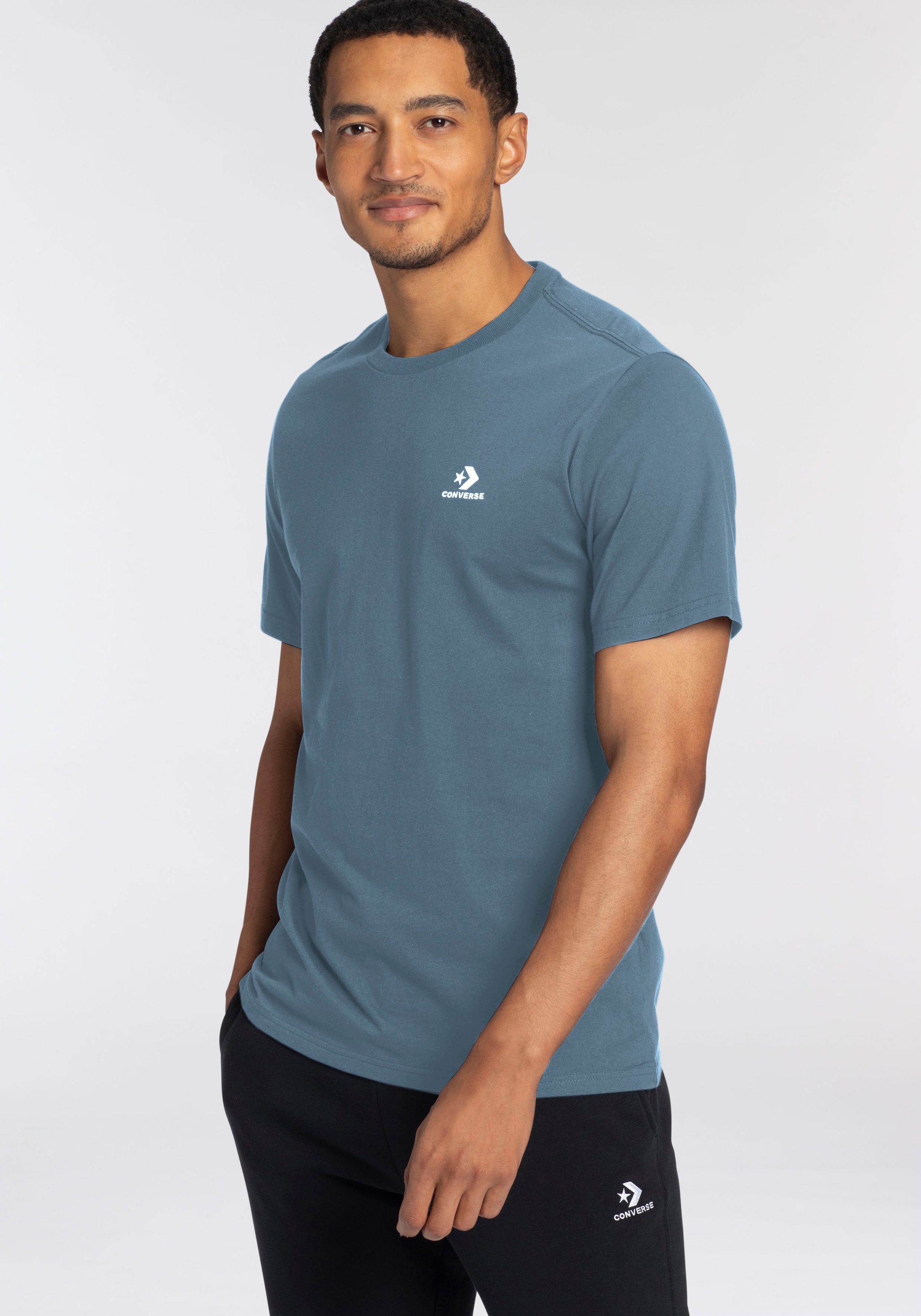 Converse T-Shirt »GO-TO EMBROIDERED STAR CHEVRON TEE«, Unisex
