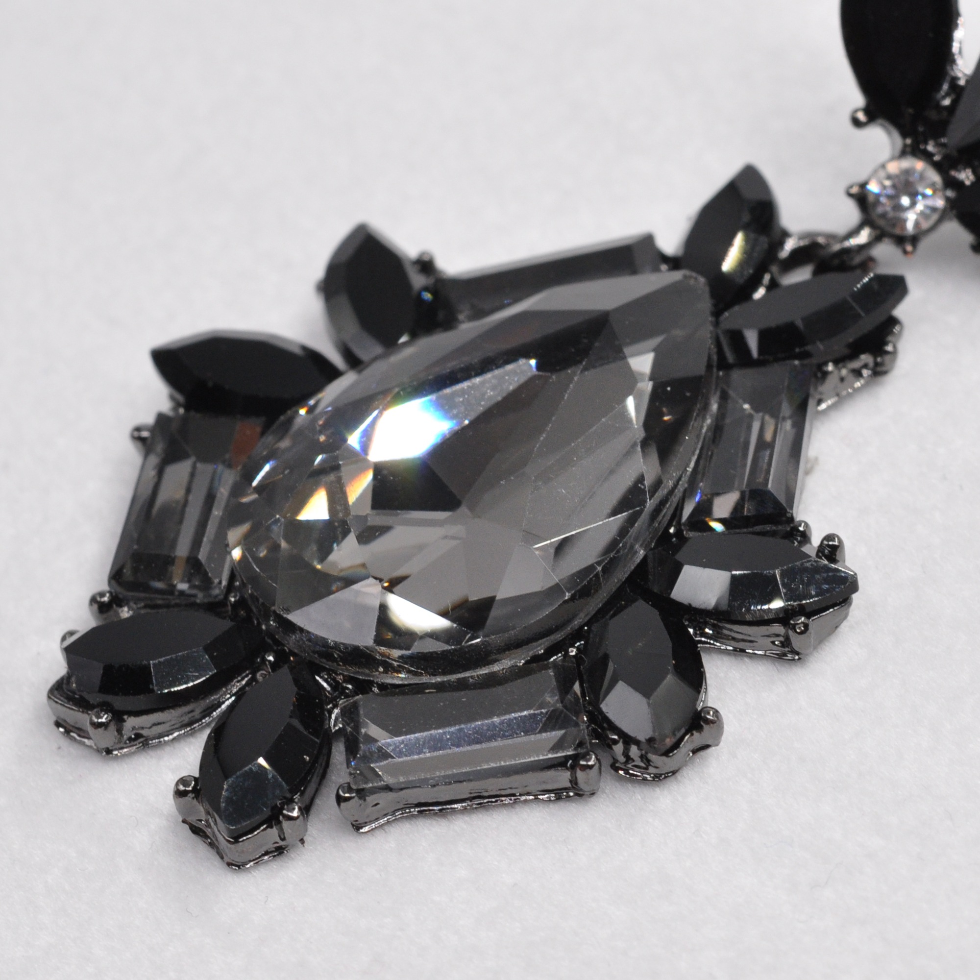 Steuer Paar Ohrstecker "Metall Glasstein Schwarz" günstig online kaufen