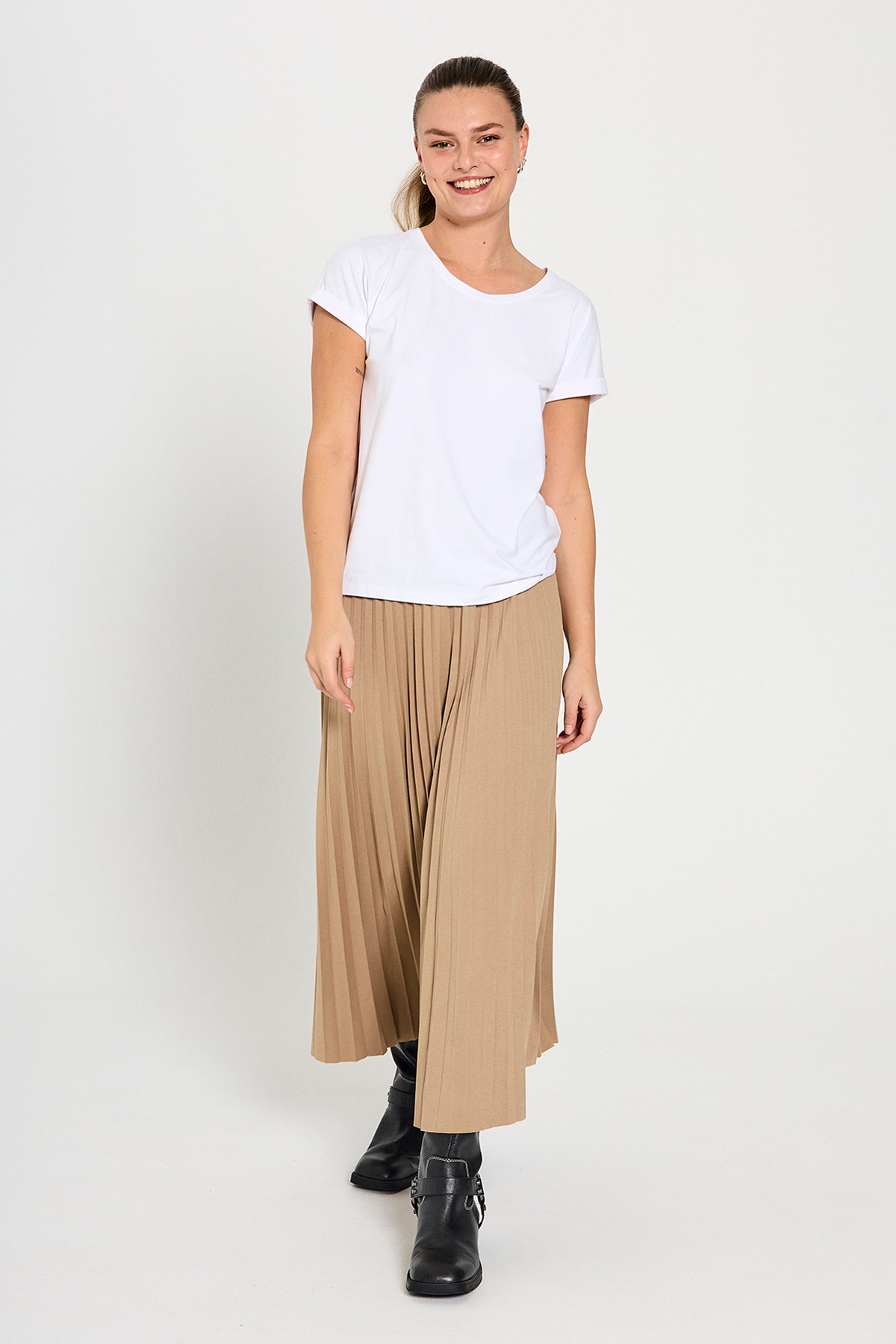 FREEQUENT T-Shirt "FQJOKE" bequem geschnitten, mit Ärmelaufschlag günstig online kaufen