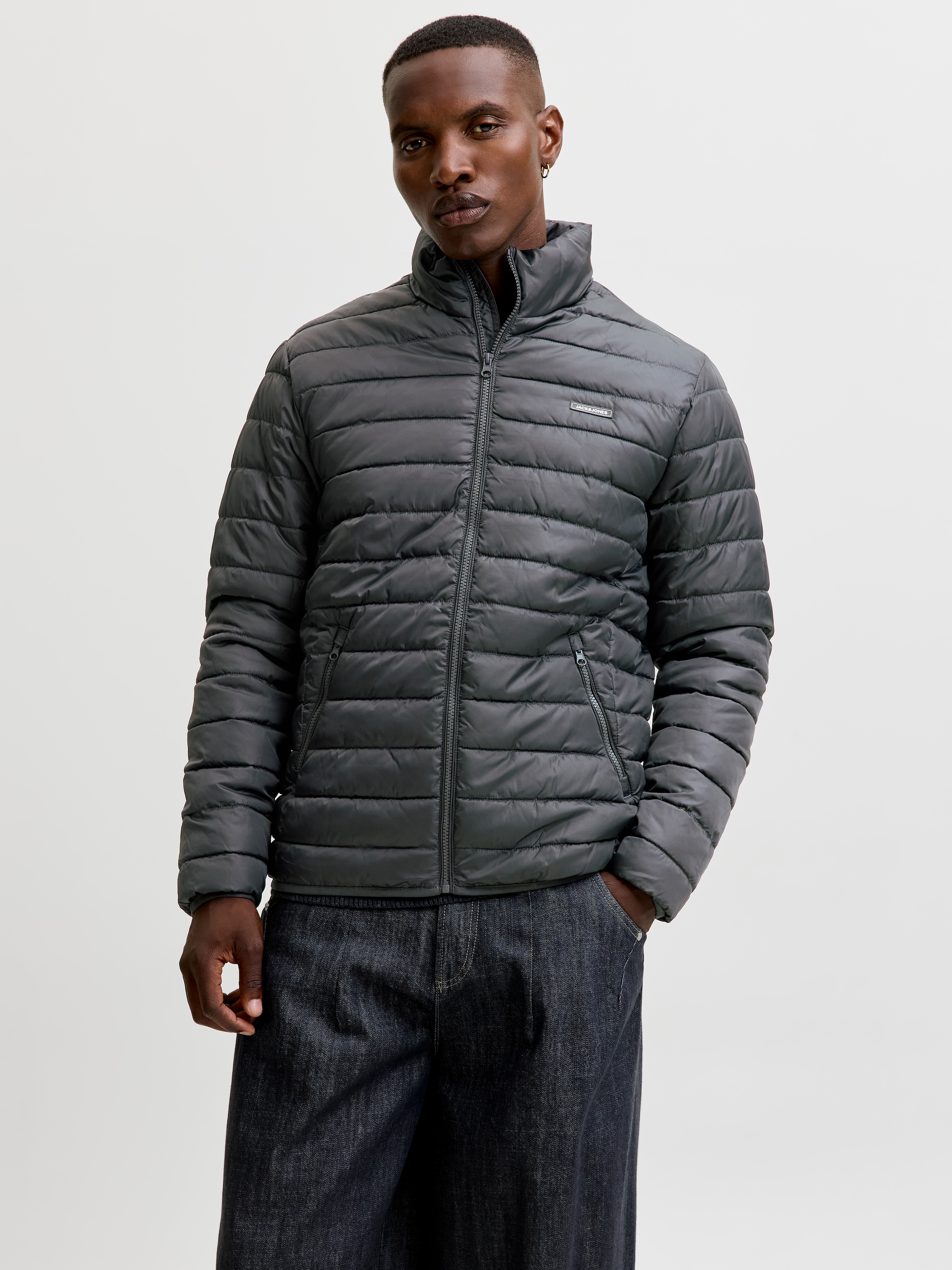 JACK & JONES Herren Steppjacke "JJELVIS LIGHT PUFFER COLLAR", grau, Gr. XS, unifarben, Web, Obermaterial: 100% Polyester, Jacken, Kunstfaser, regular