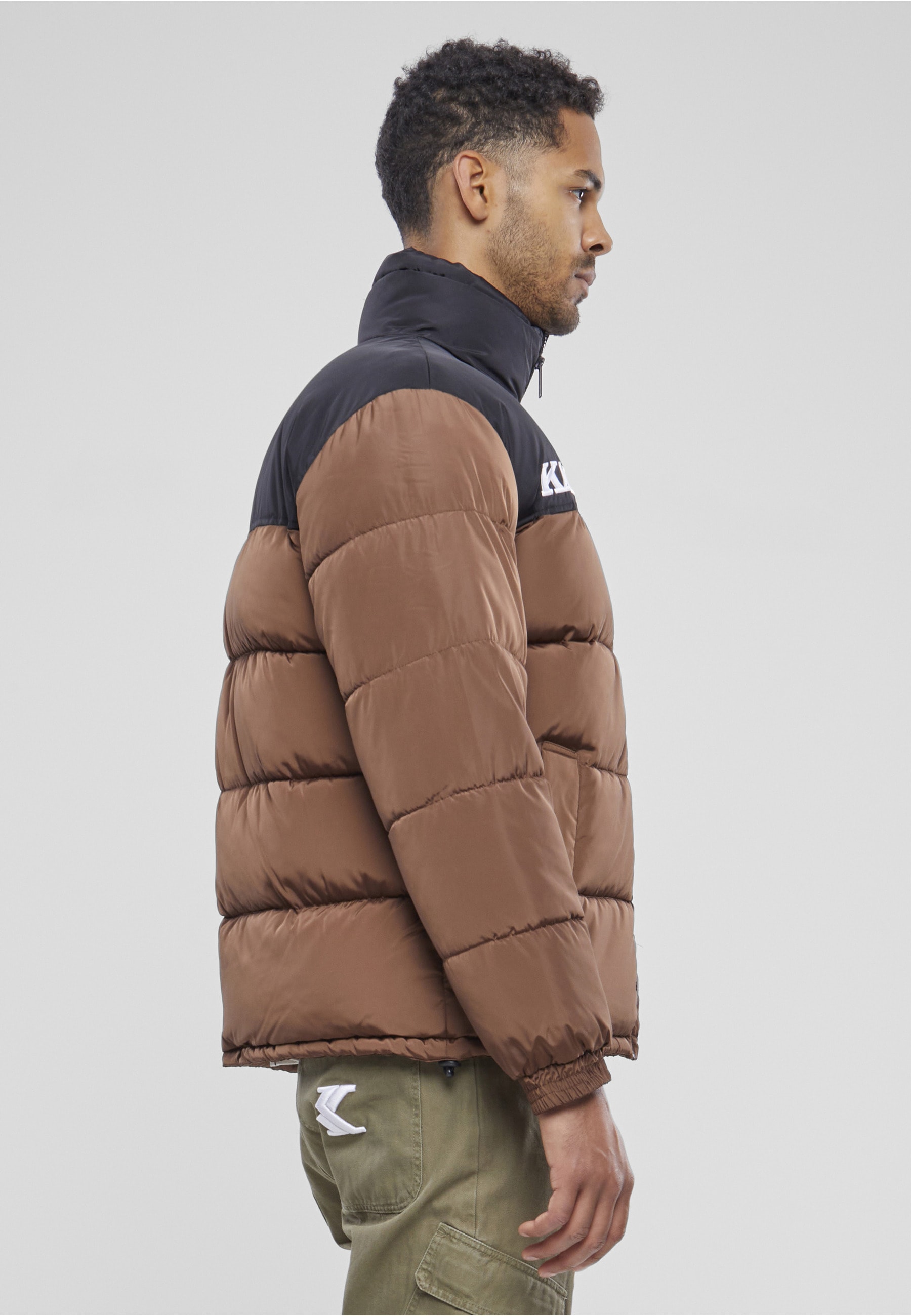 Karl Kani Winterjacke »Karl Kani Damen KM-JK012-022-10 KK Retro Essential Puffer Jacket« 1 Stk. tlg. ohne Kapuze