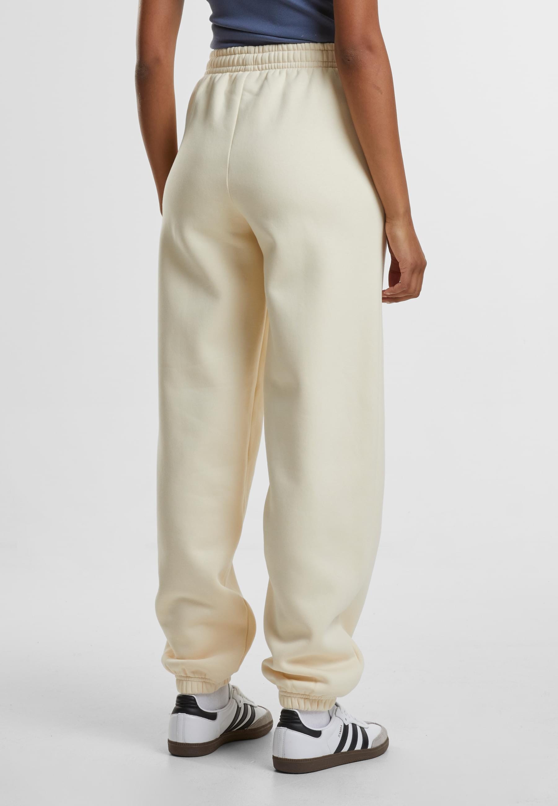 URBAN CLASSICS Jogginghose »Urban Classics Ladies Fluffy Sweatpants«, (1 tlg.)