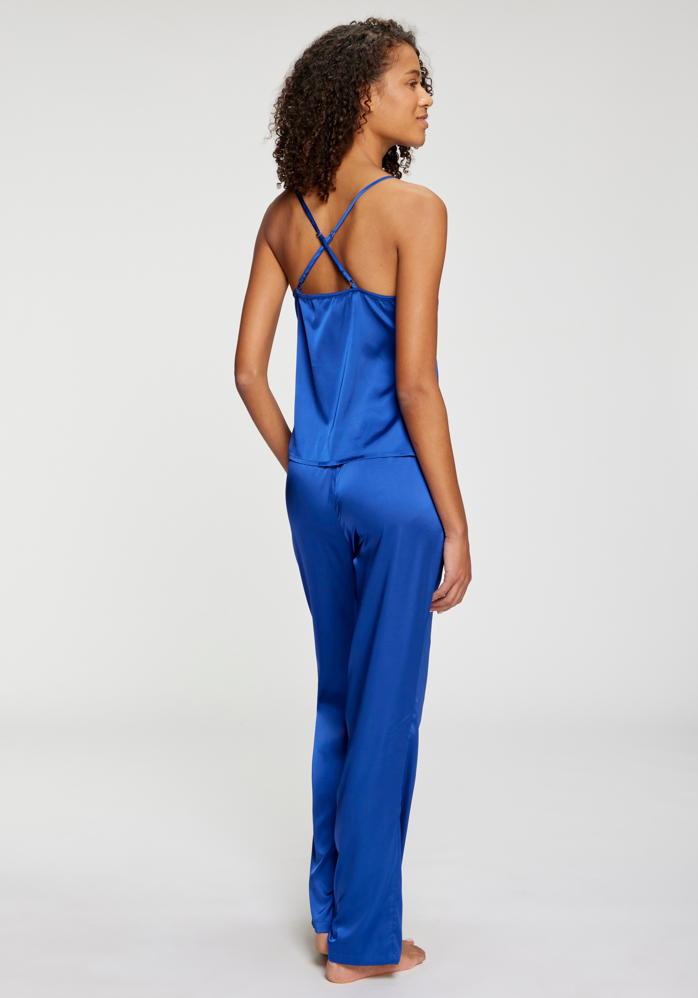 LASCANA Pyjama Set, 2 tlg. mit Bändern zum Verschließen