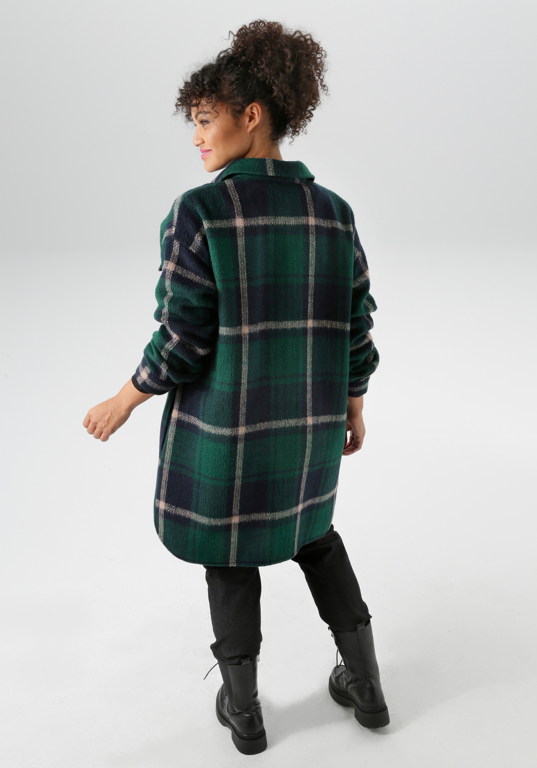 Thumbnail - Aniston PLUS Langjacke im ausdrucksvollem Karo-Dessin